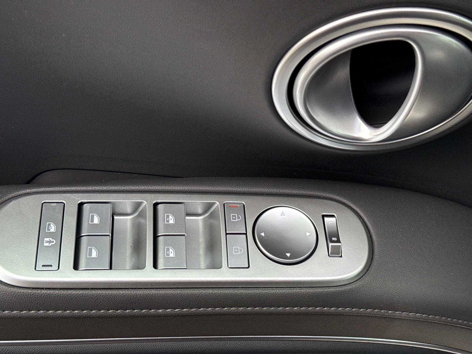 2026 Hyundai Palisade Hybrid Blue SEL 7P