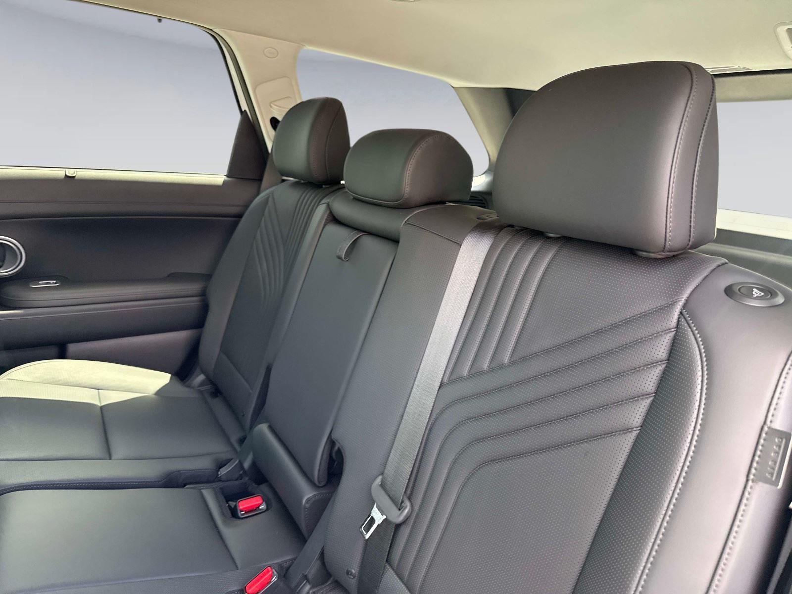 2026 Hyundai Palisade Hybrid Blue SEL 8P