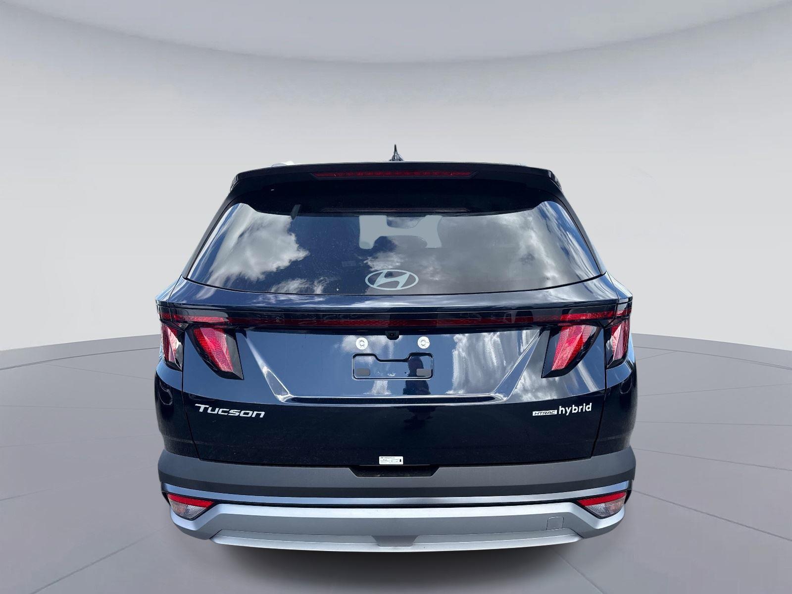 2026 Hyundai Tucson Hybrid SEL