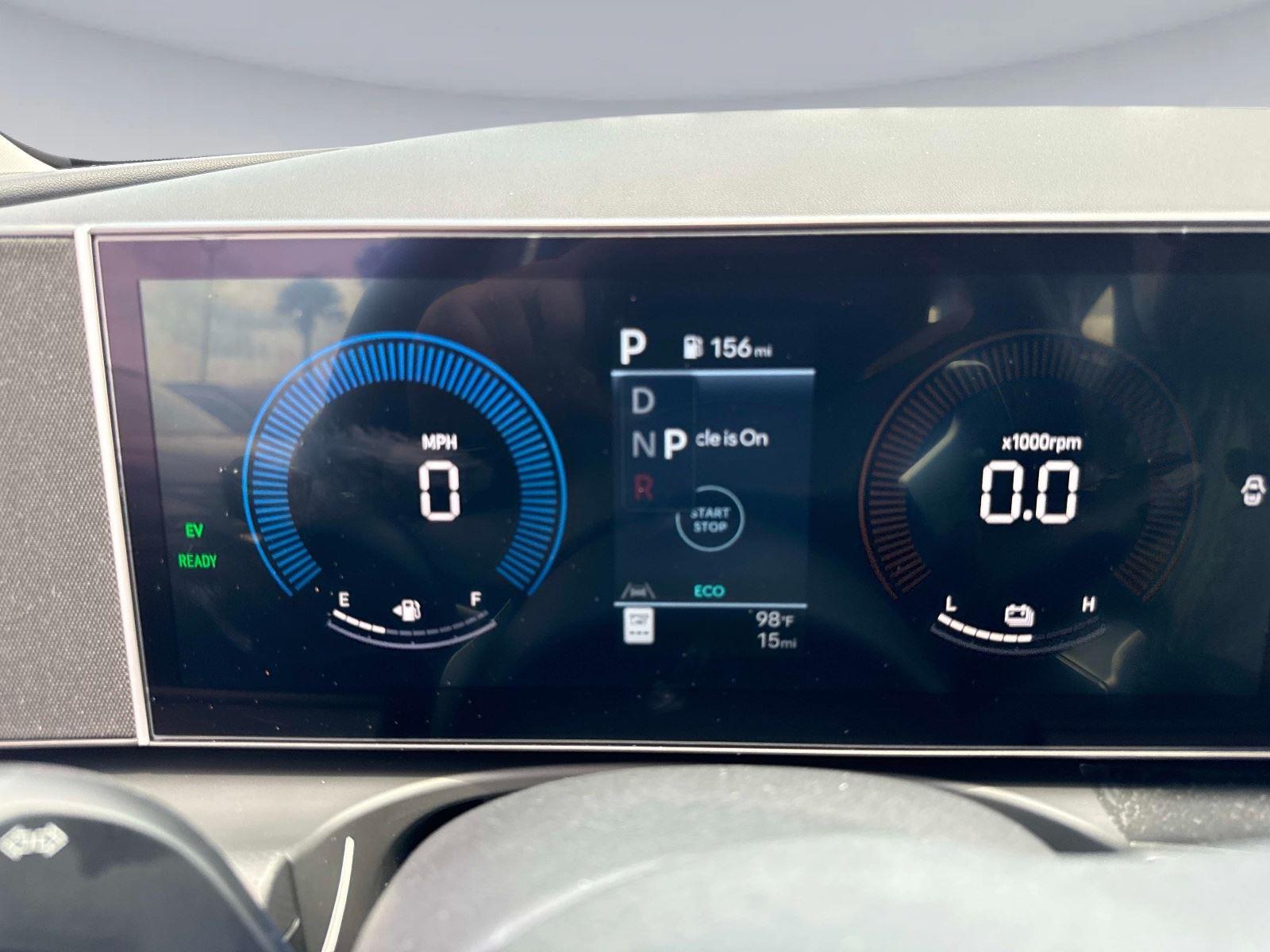 2026 Hyundai Tucson Hybrid Blue SE
