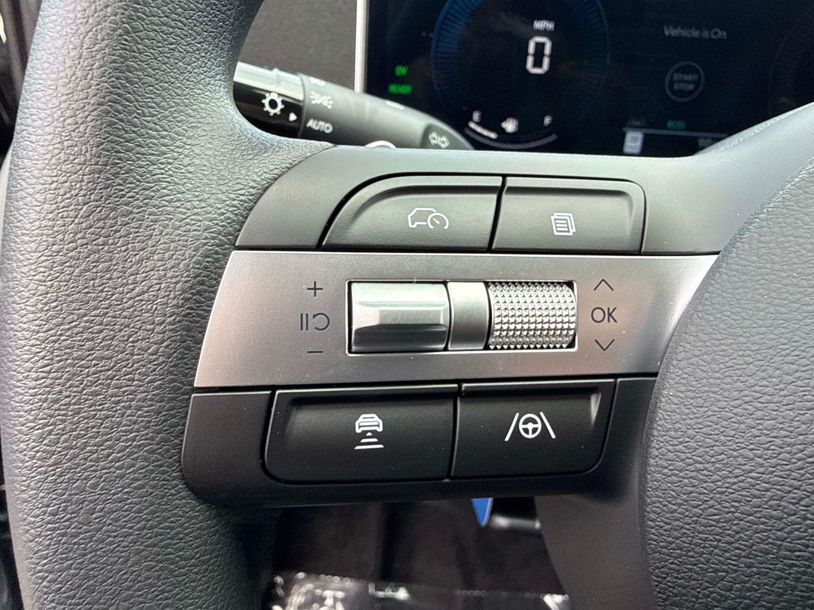 2026 Hyundai Tucson Hybrid Blue SE