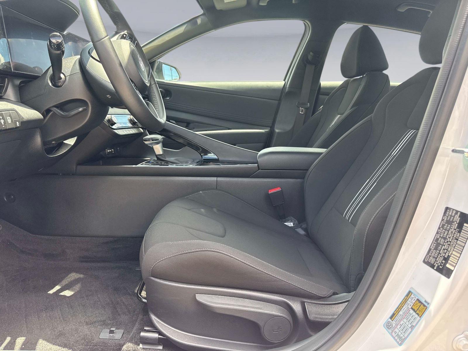 2025 Hyundai Elantra Hybrid SEL Sport