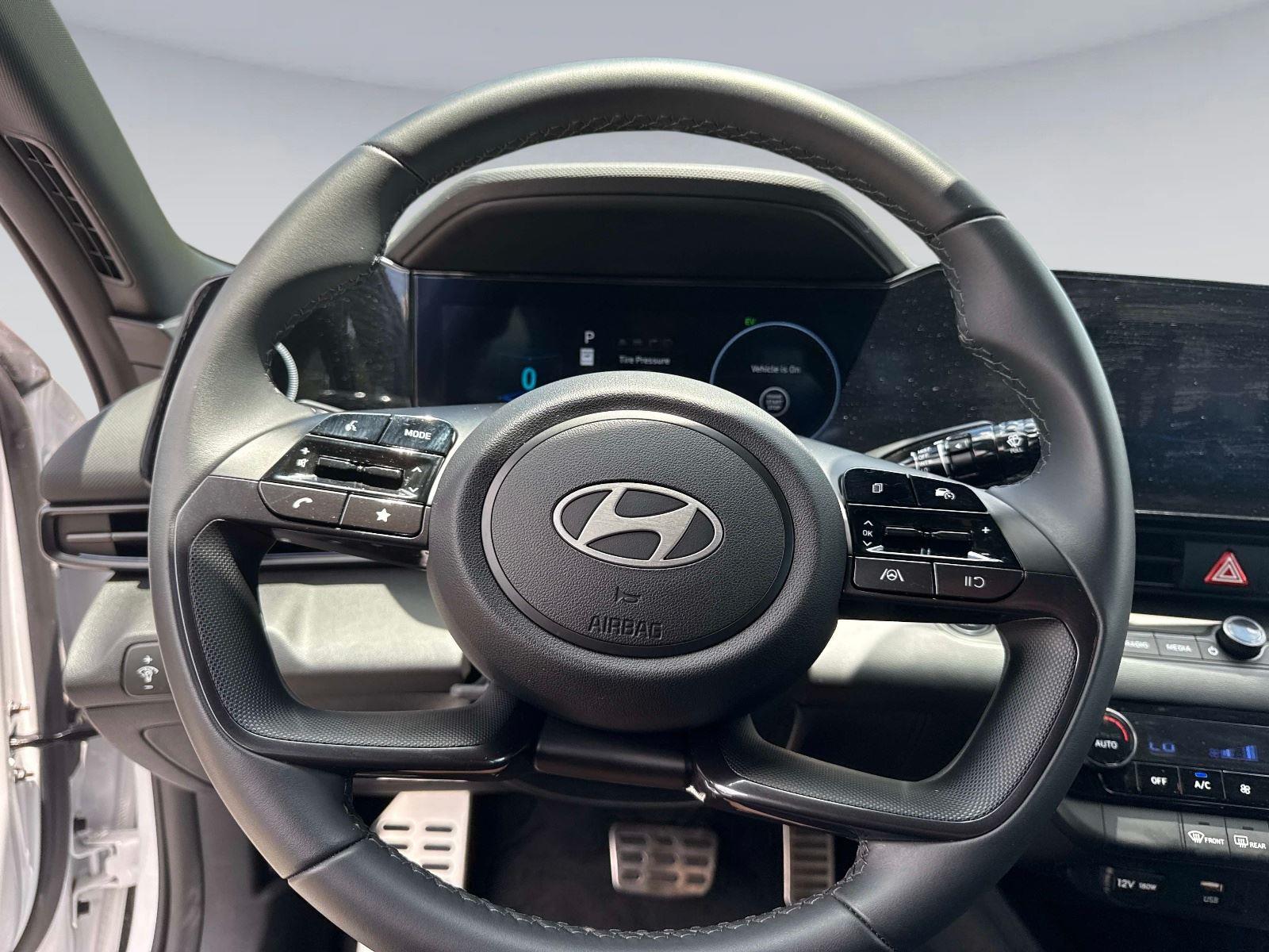 2025 Hyundai Elantra Hybrid SEL Sport