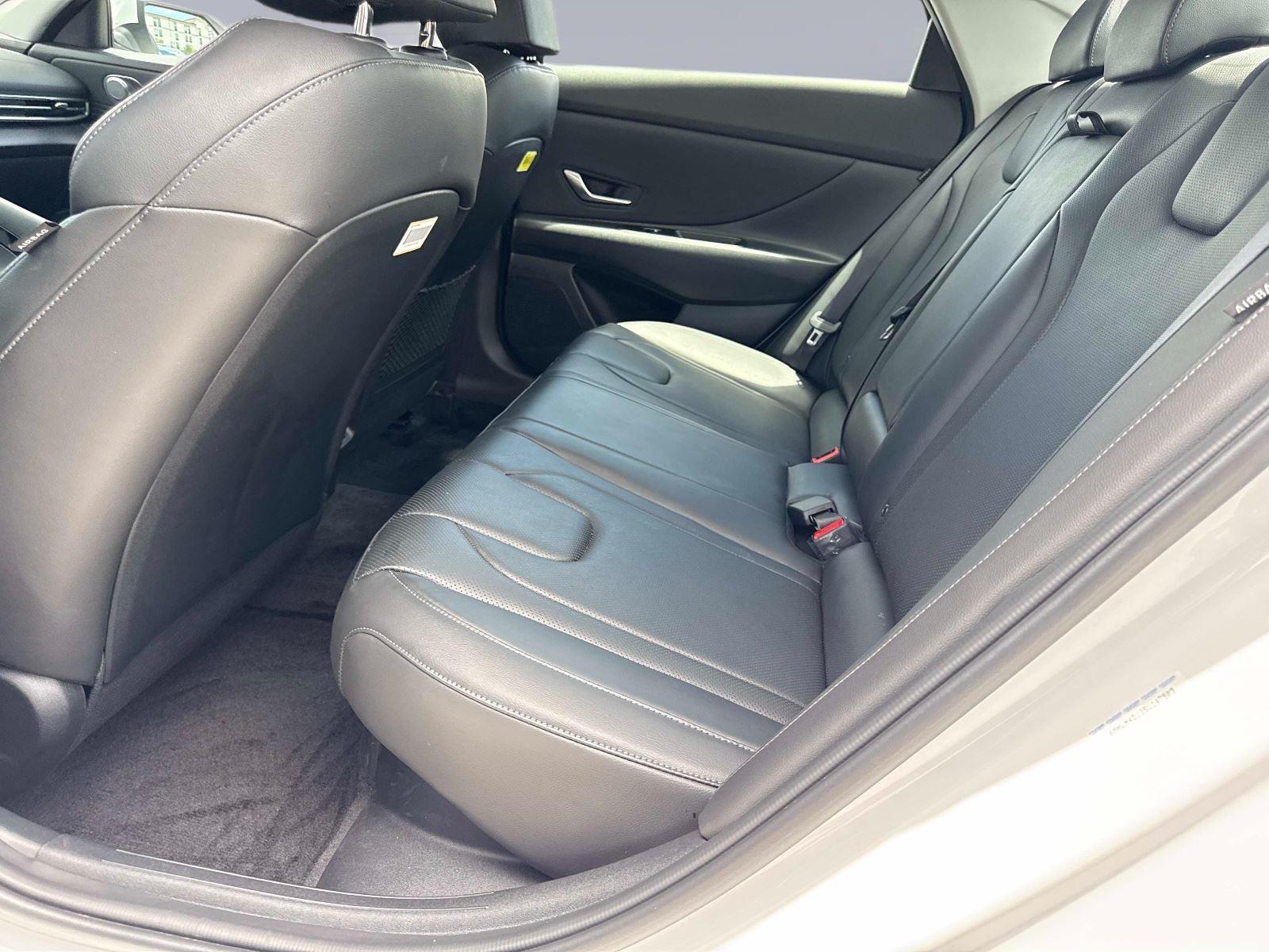 2025 Hyundai Elantra Hybrid Limited