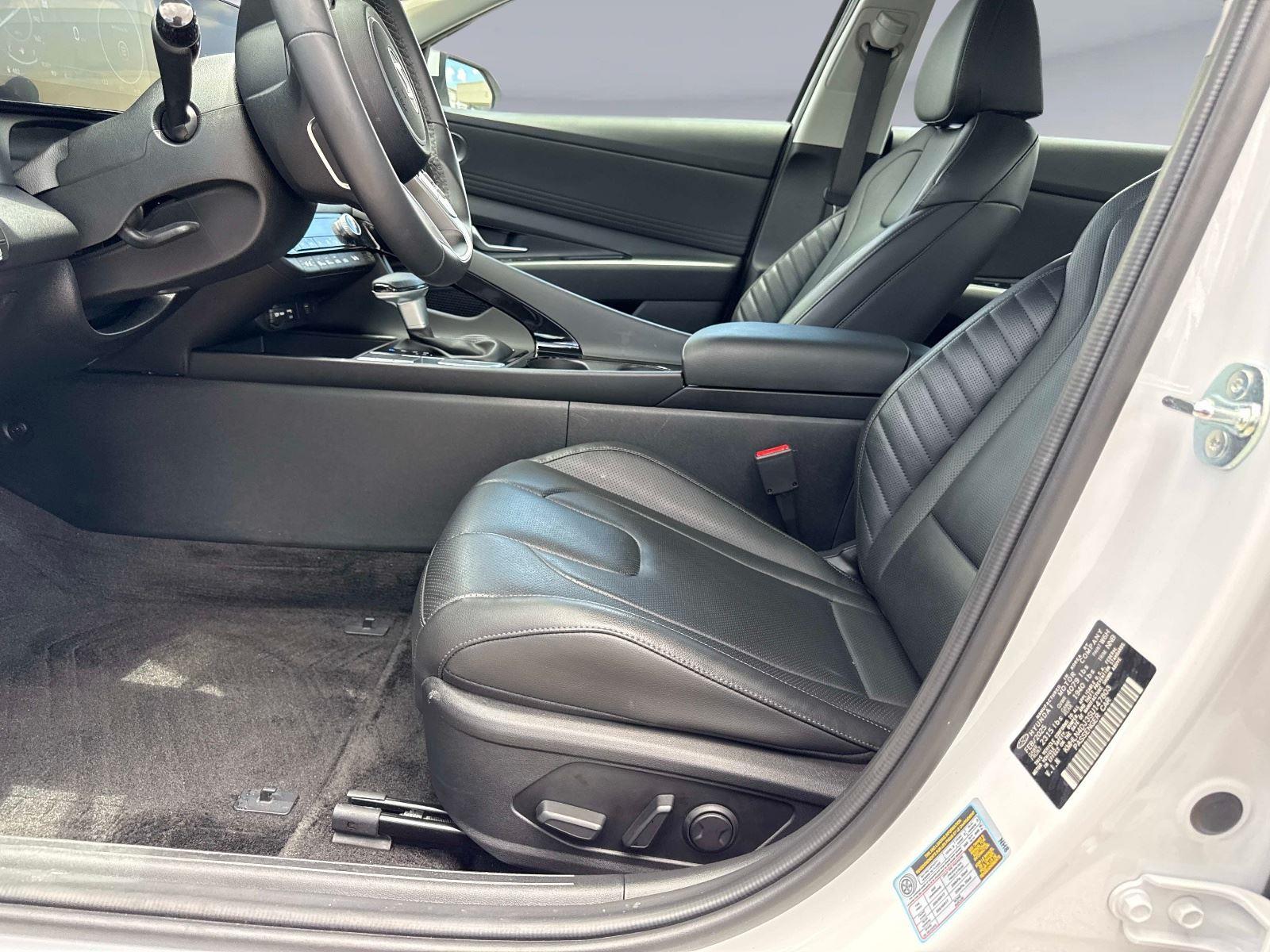 2025 Hyundai Elantra Hybrid Limited