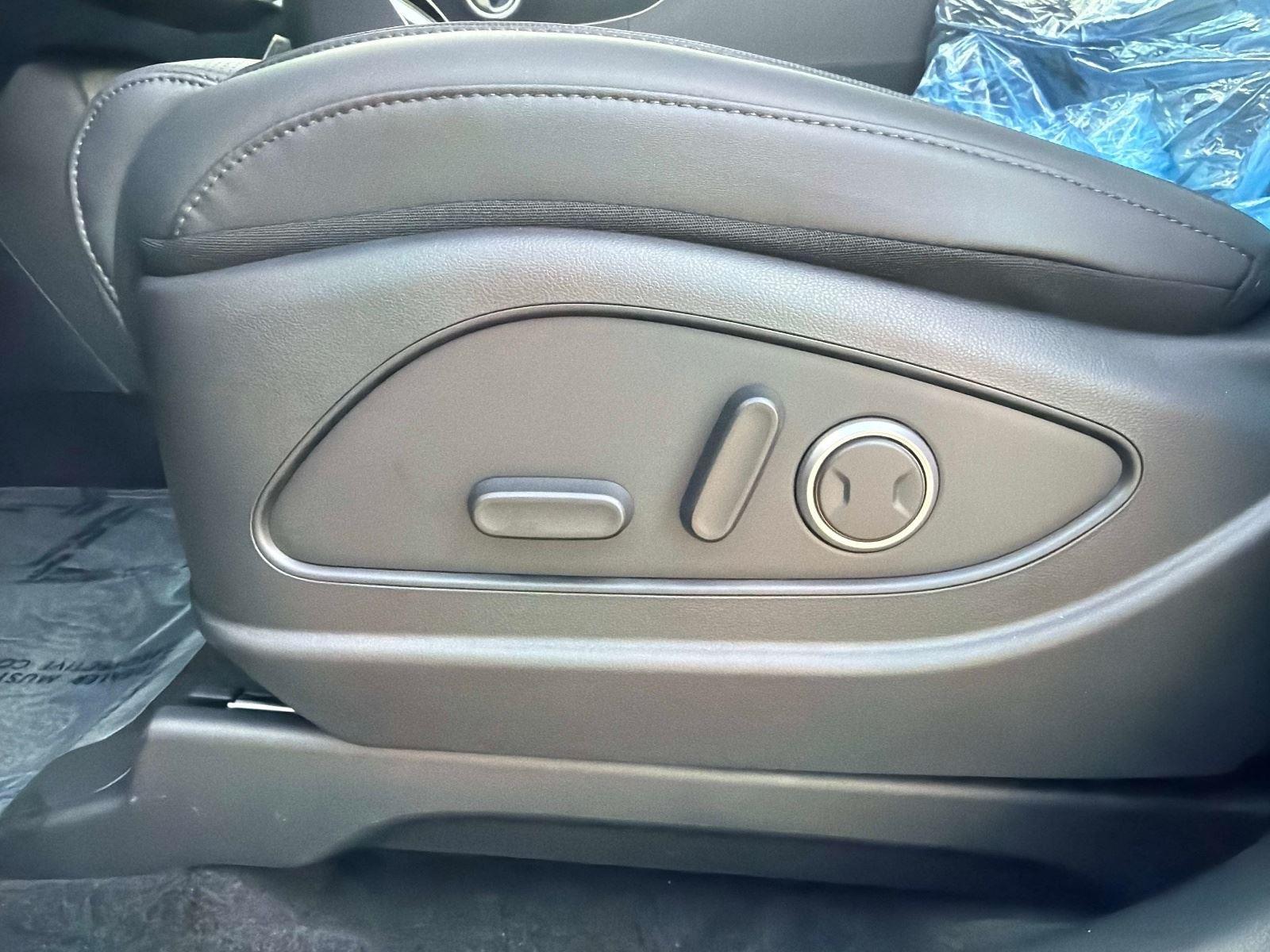 2026 Hyundai Palisade Hybrid Blue SEL 7P