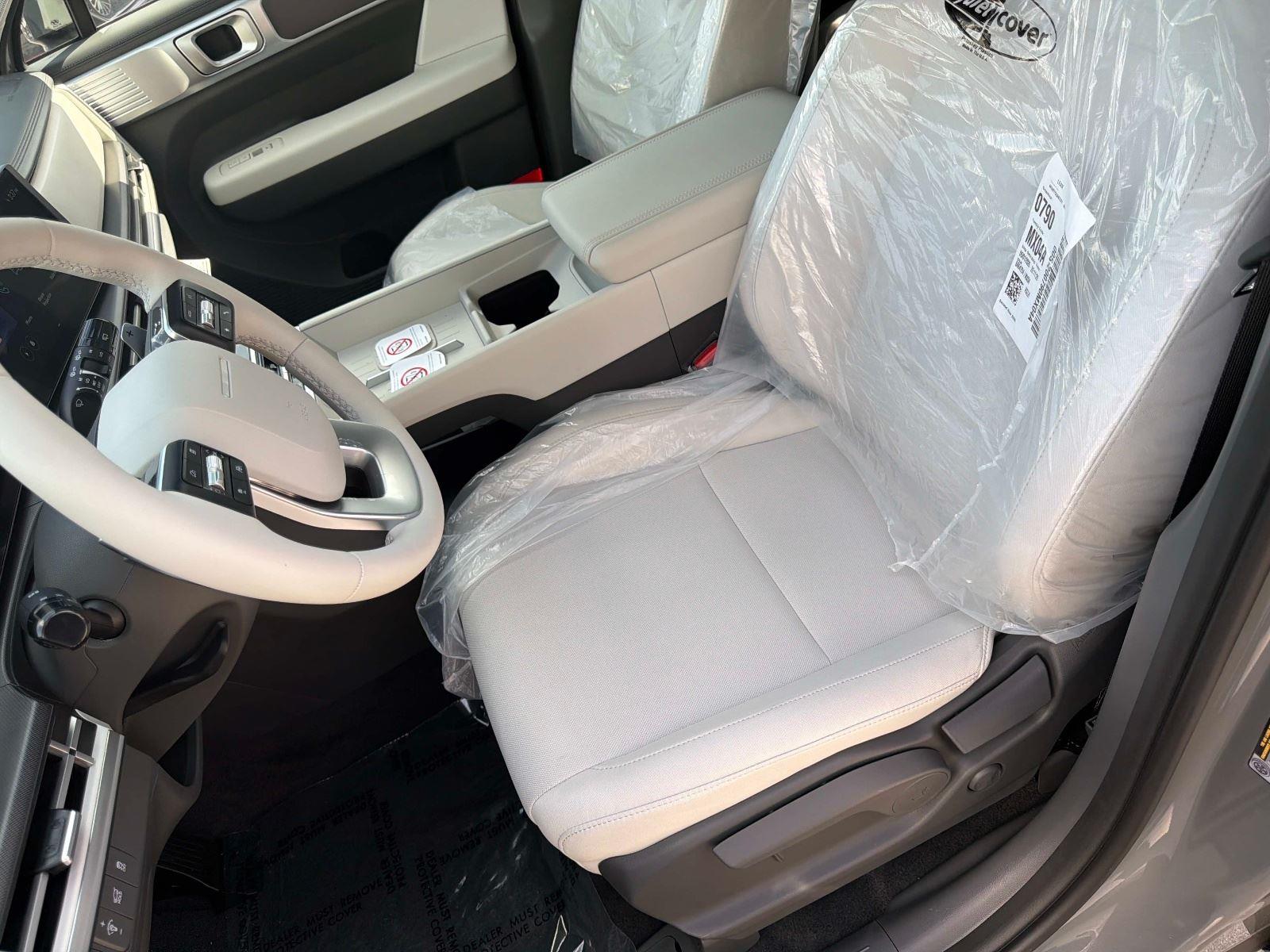 2026 Hyundai Santa Fe SE