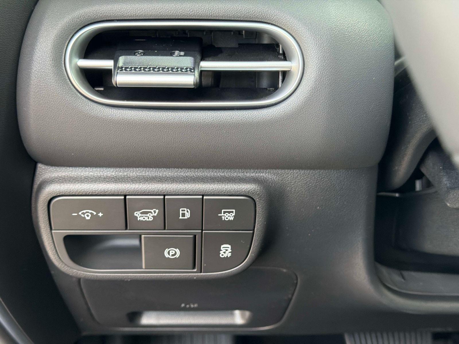 2026 Hyundai Palisade Hybrid Blue SEL 7P