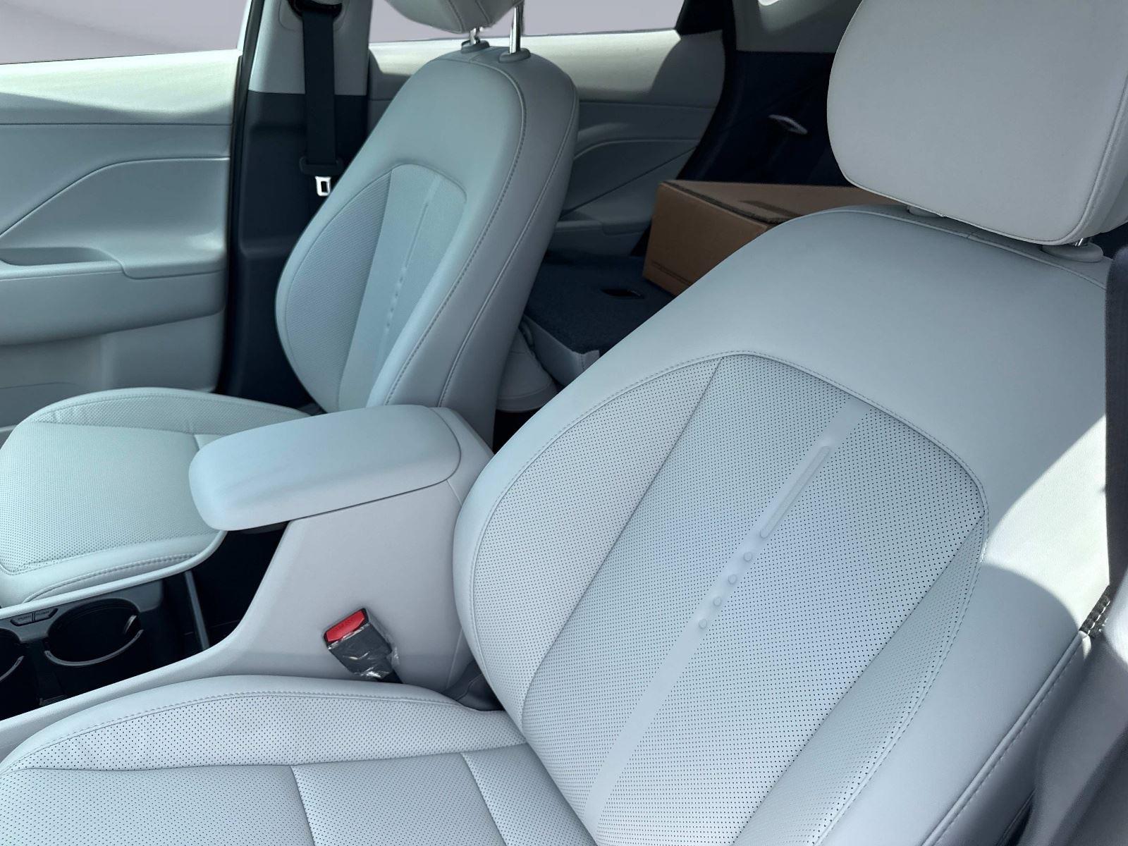 2026 Hyundai Kona SEL Premium