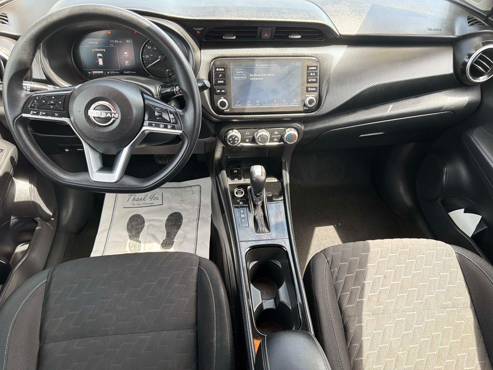 2023 Nissan Kicks SV