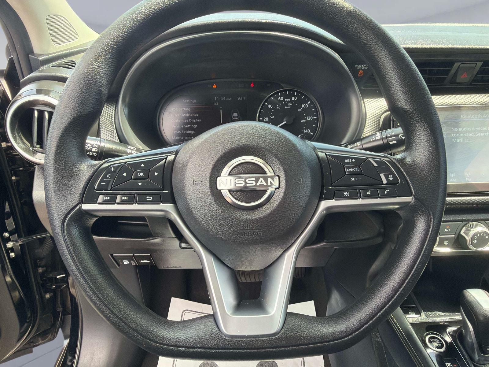 2023 Nissan Kicks SV