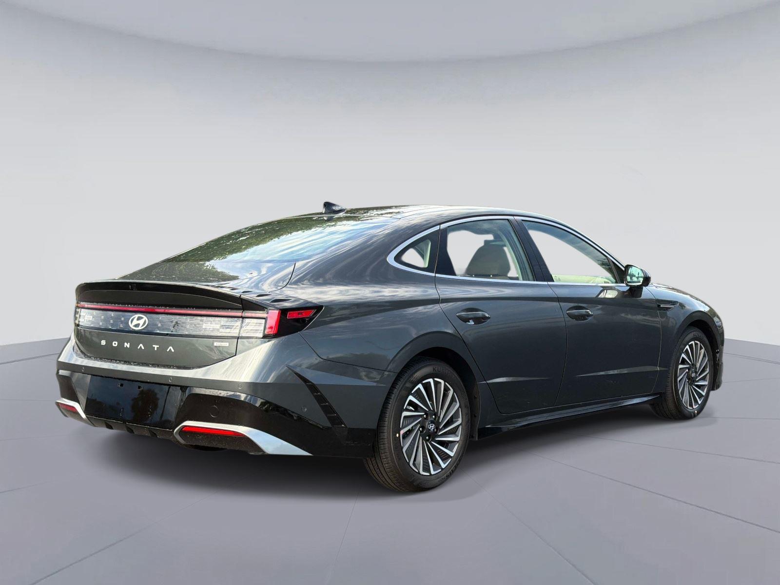 2026 Hyundai Sonata Hybrid Limited