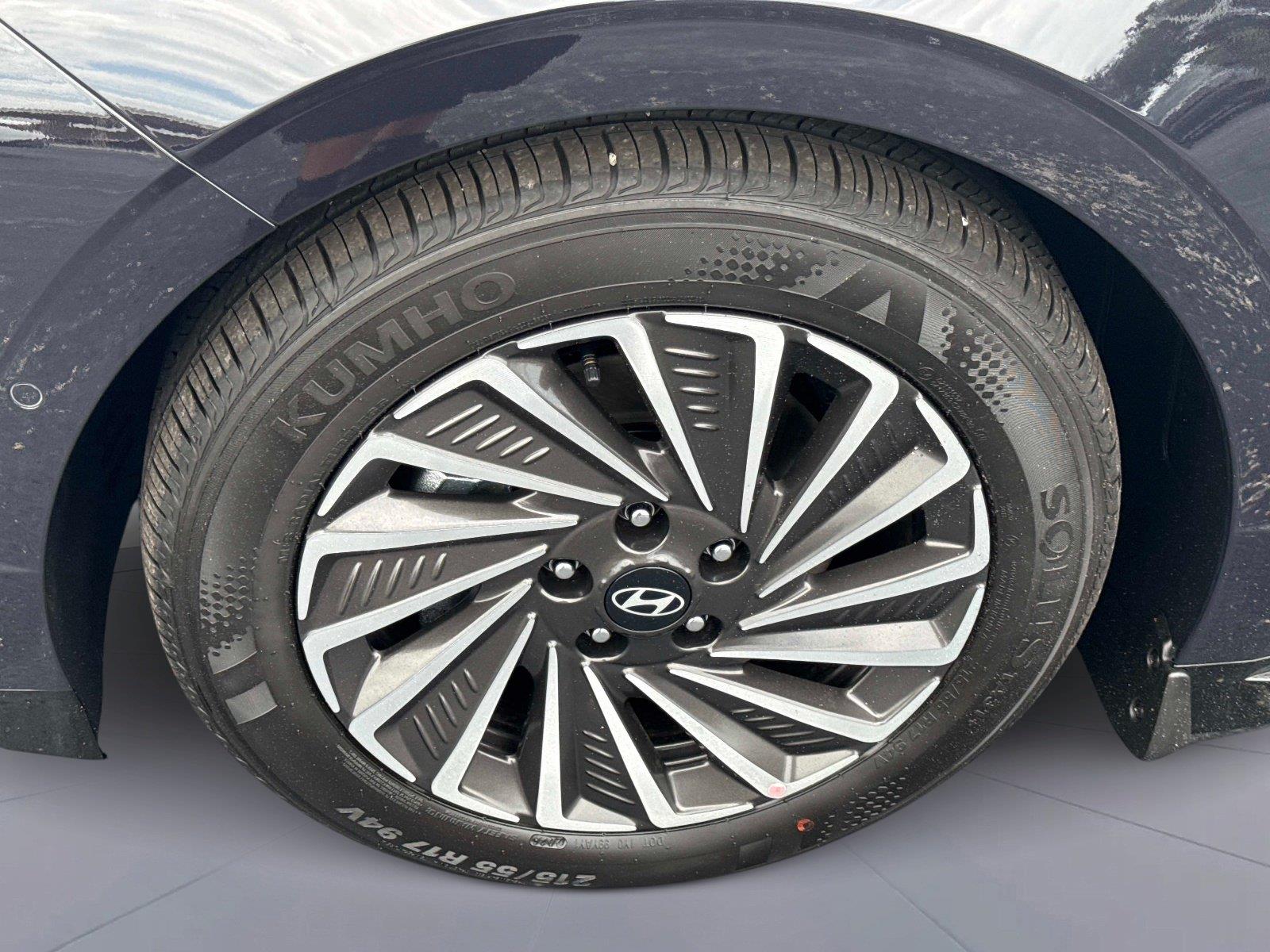 2026 Hyundai Sonata Hybrid Limited