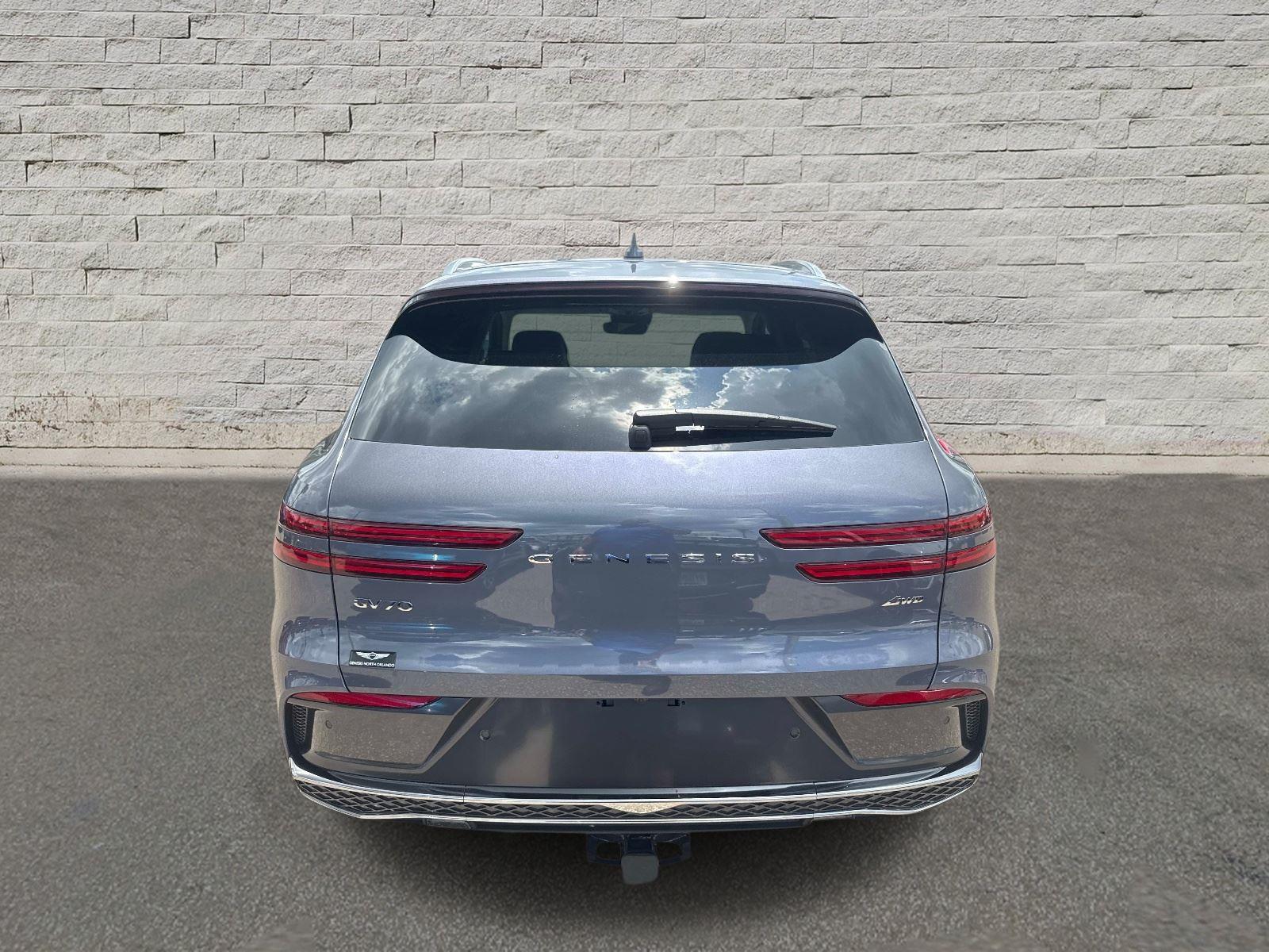 2026 Genesis GV70 2.5T Advanced