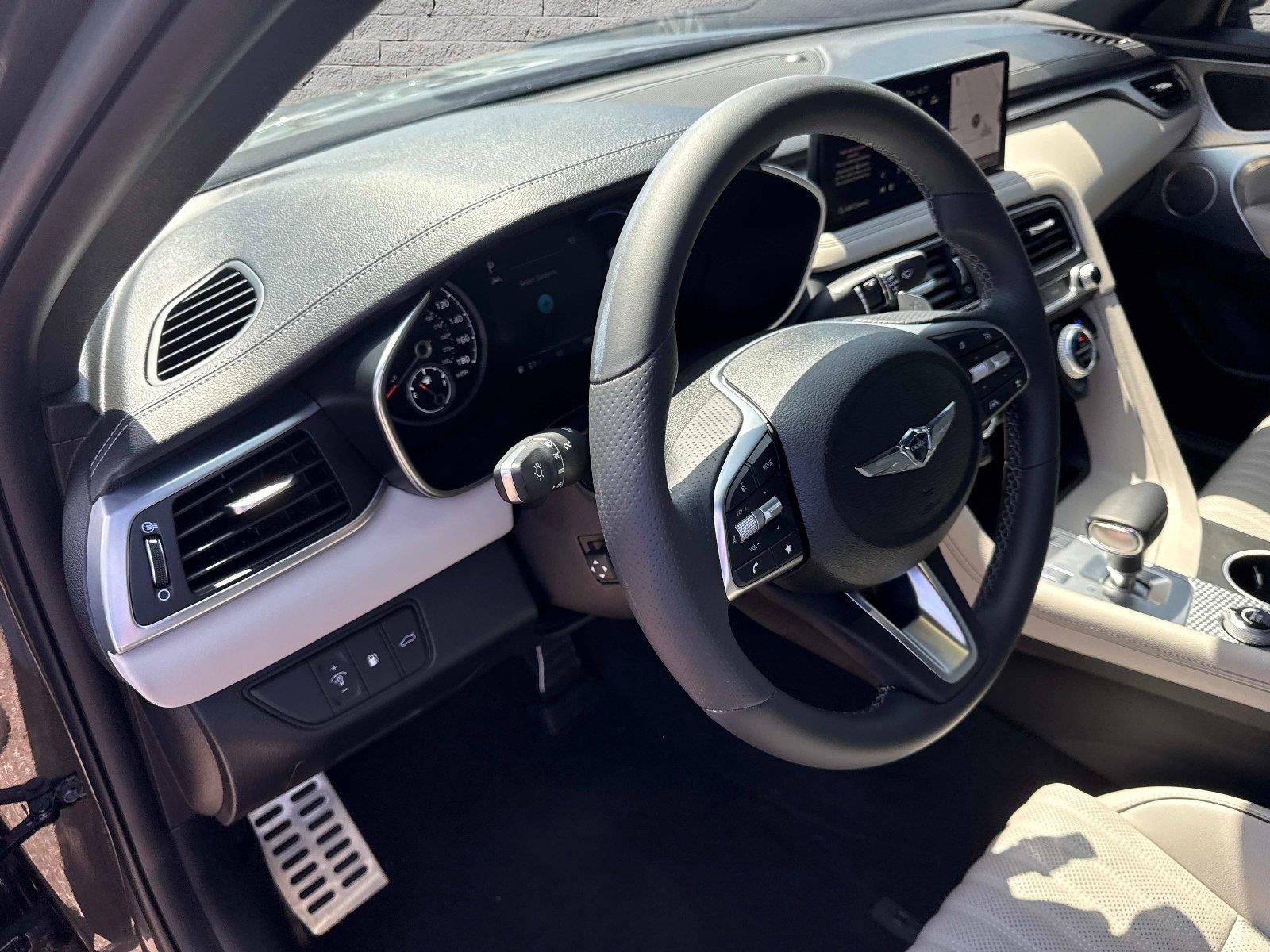 2023 Genesis G70 2.0T