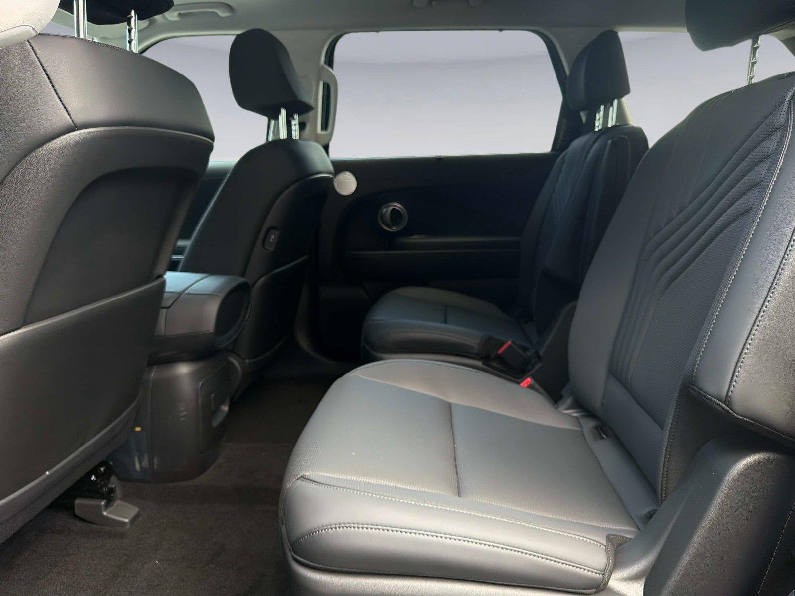 2027 Hyundai Palisade Hybrid Blue SEL Premium 7P