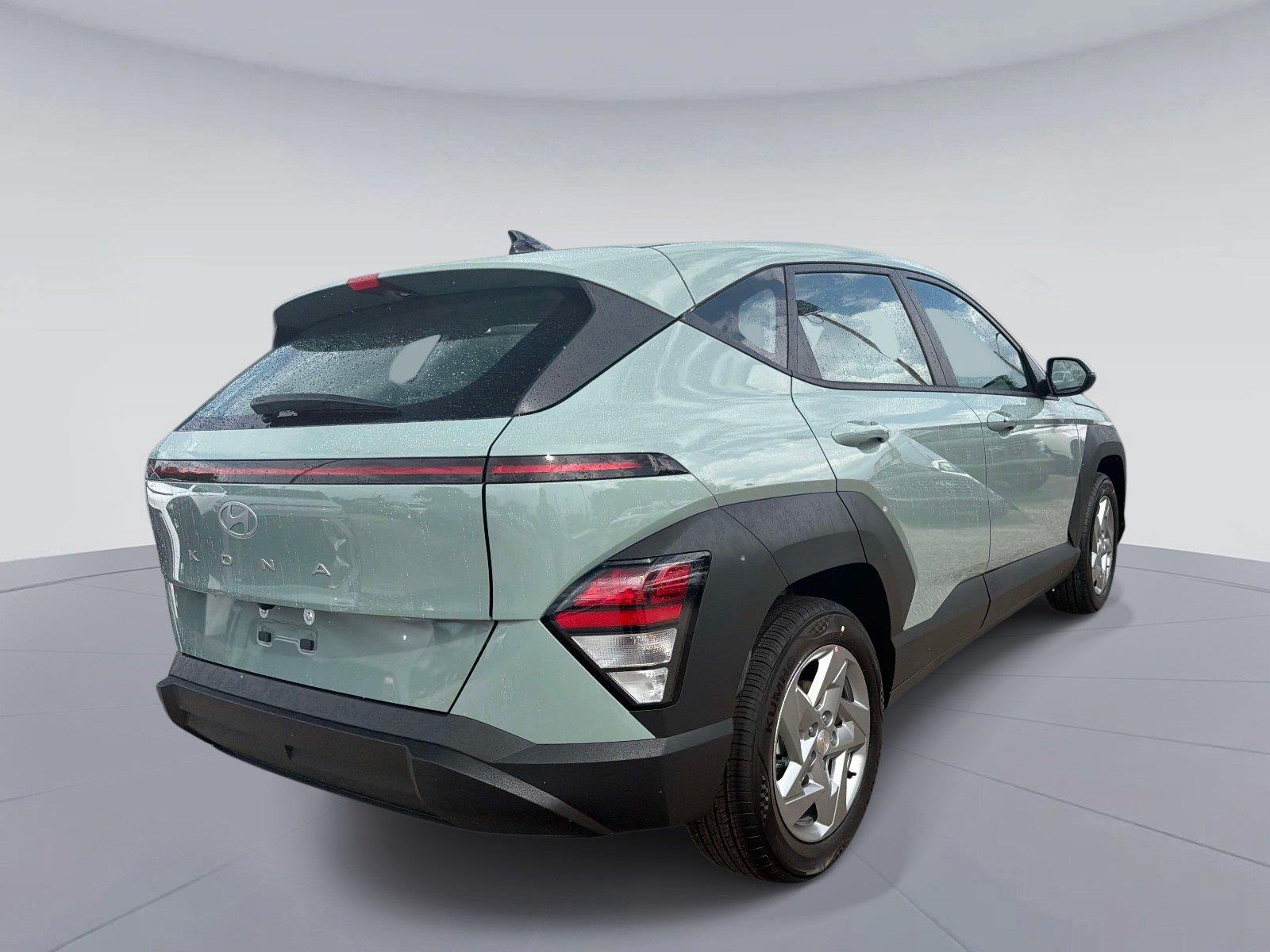 2027 Hyundai Kona SE