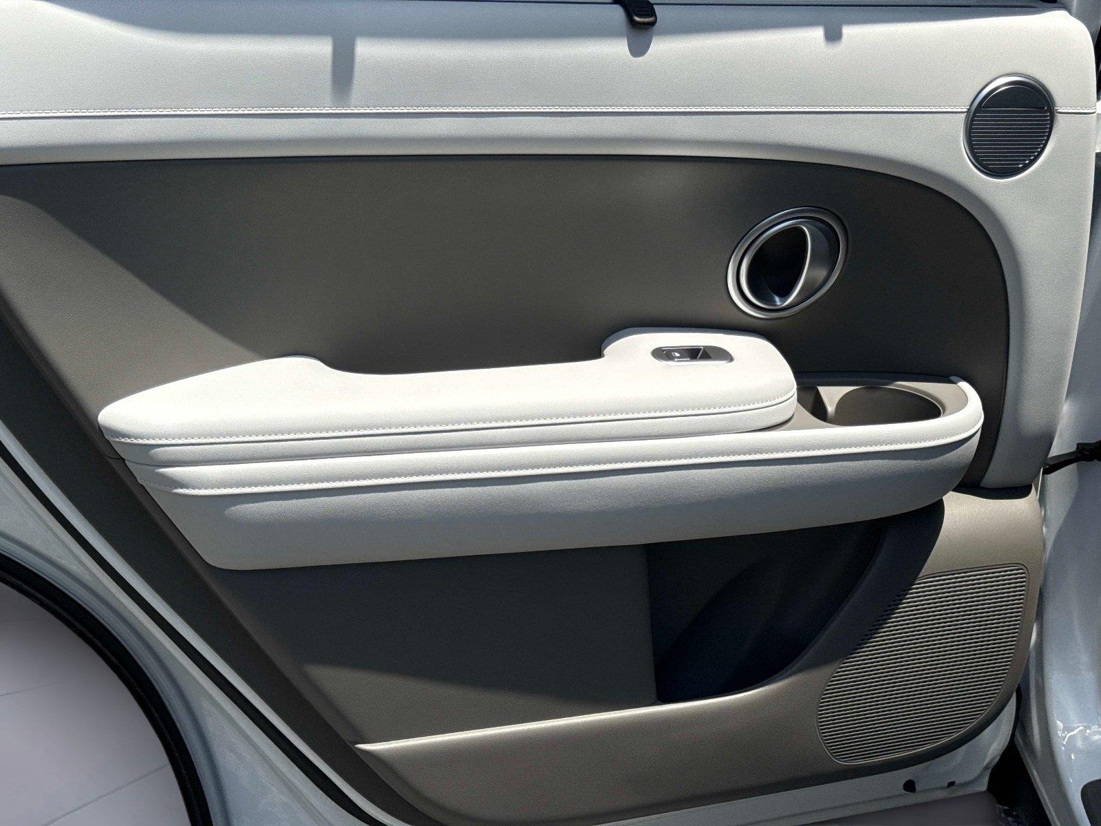 2027 Hyundai Palisade Hybrid Blue SEL 7P