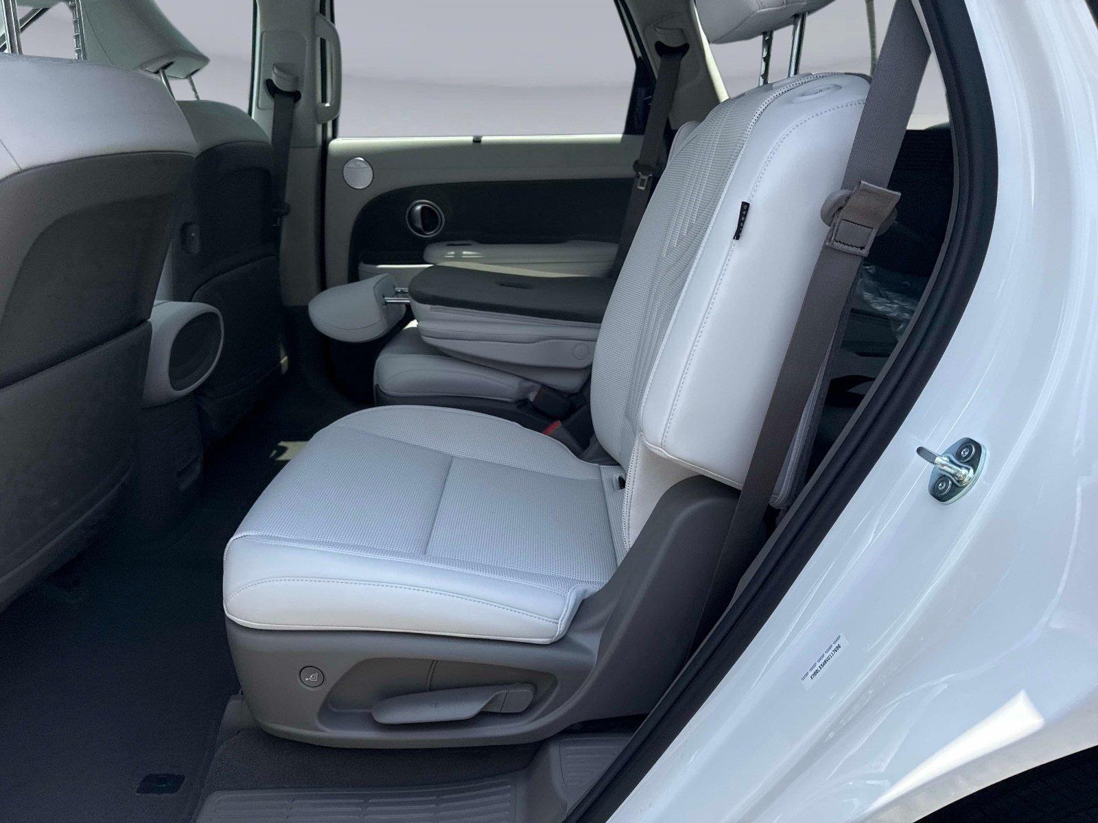 2027 Hyundai Palisade Hybrid Blue SEL 7P