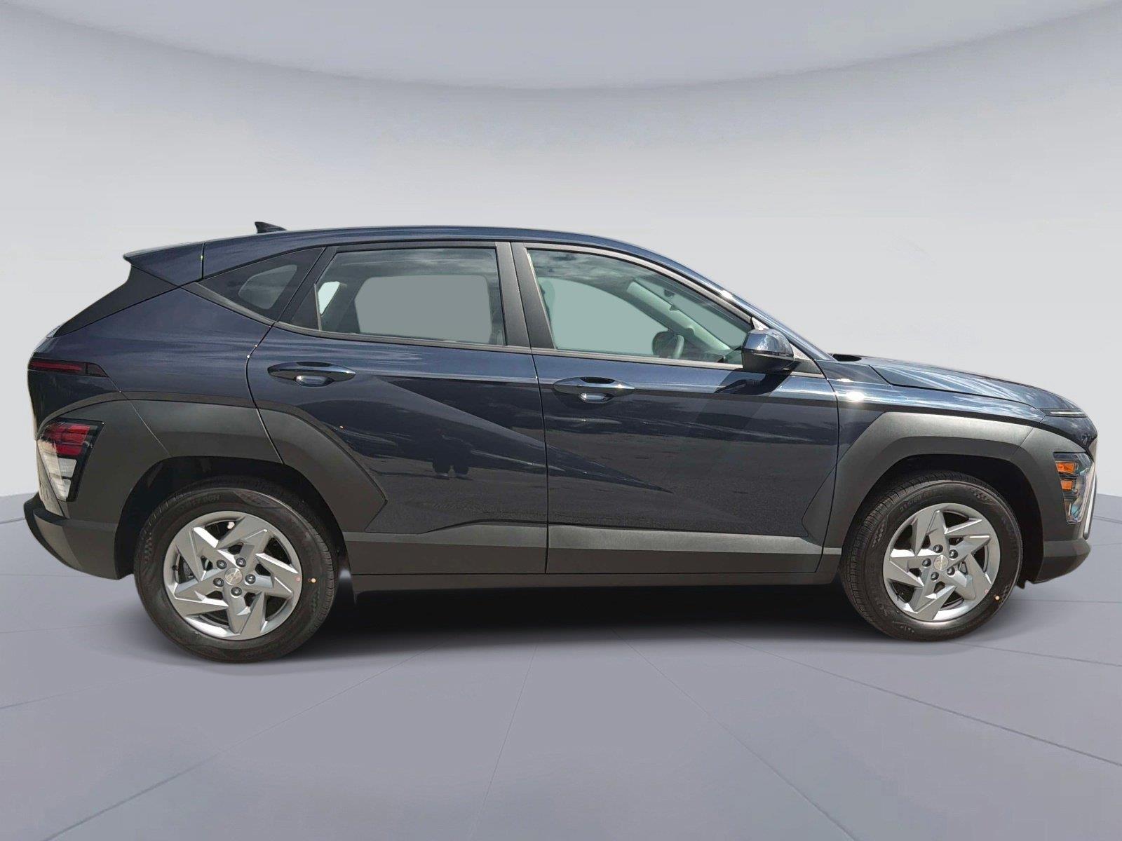2027 Hyundai Kona SE