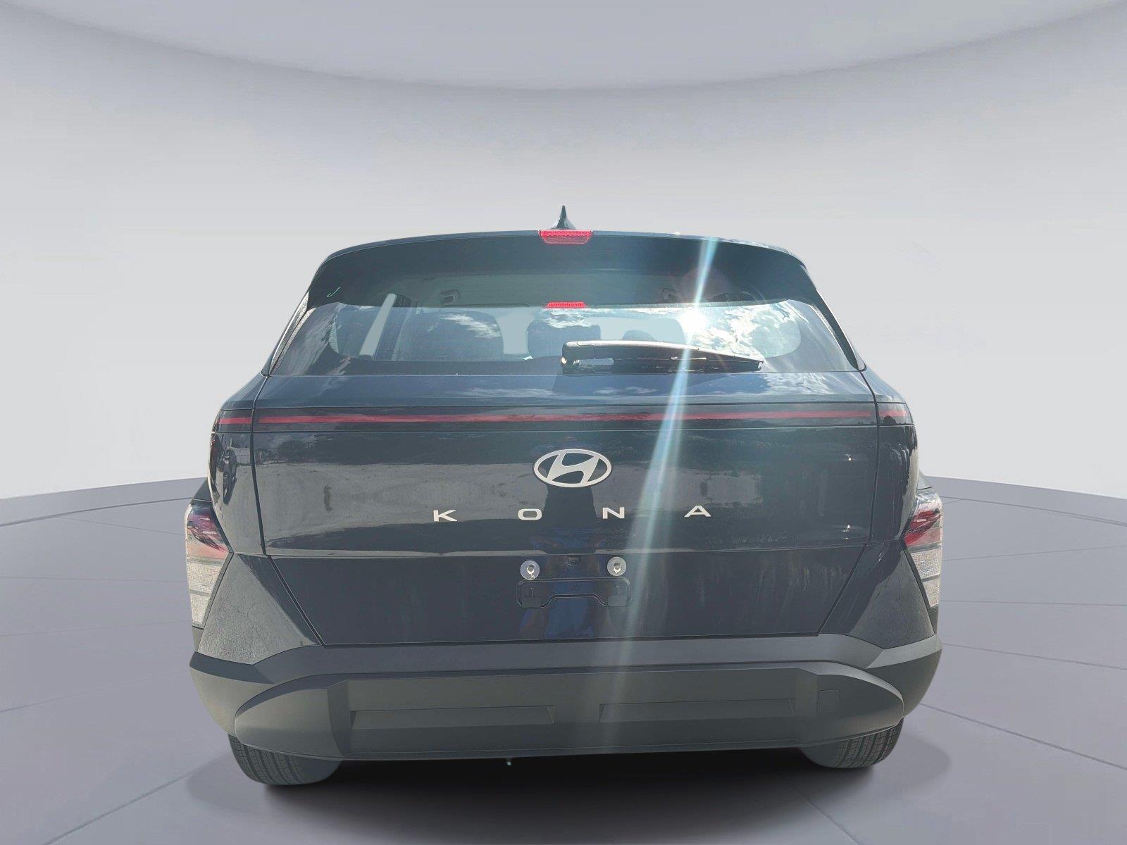 2027 Hyundai Kona SE