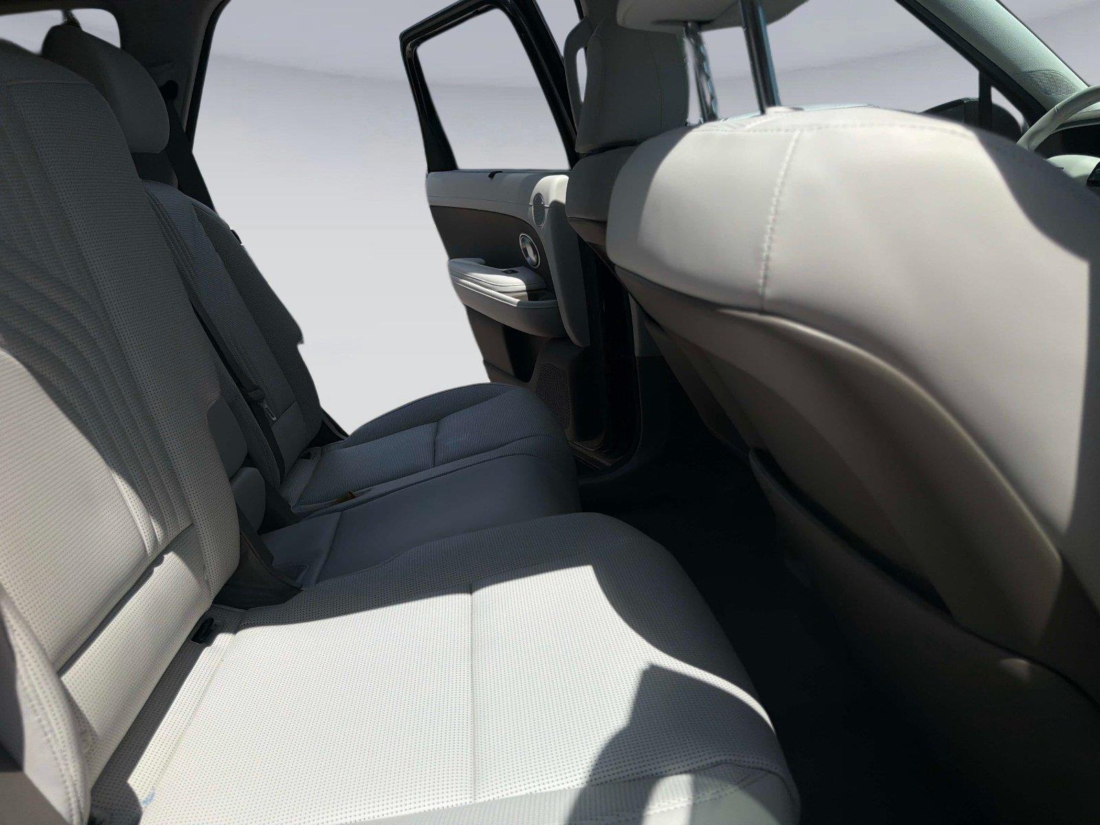 2027 Hyundai Palisade SEL Premium 8P