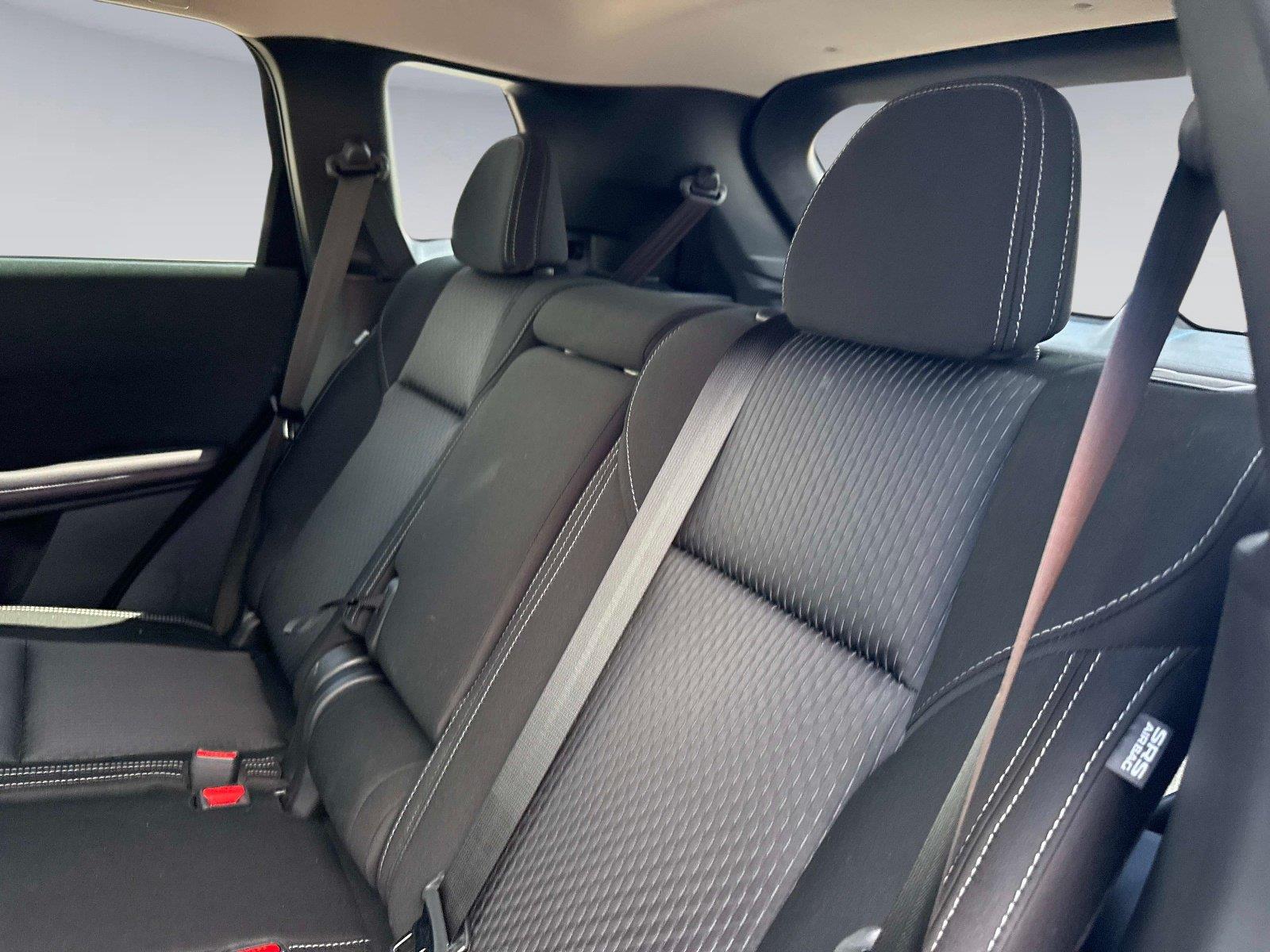 2024 Mitsubishi Outlander ES