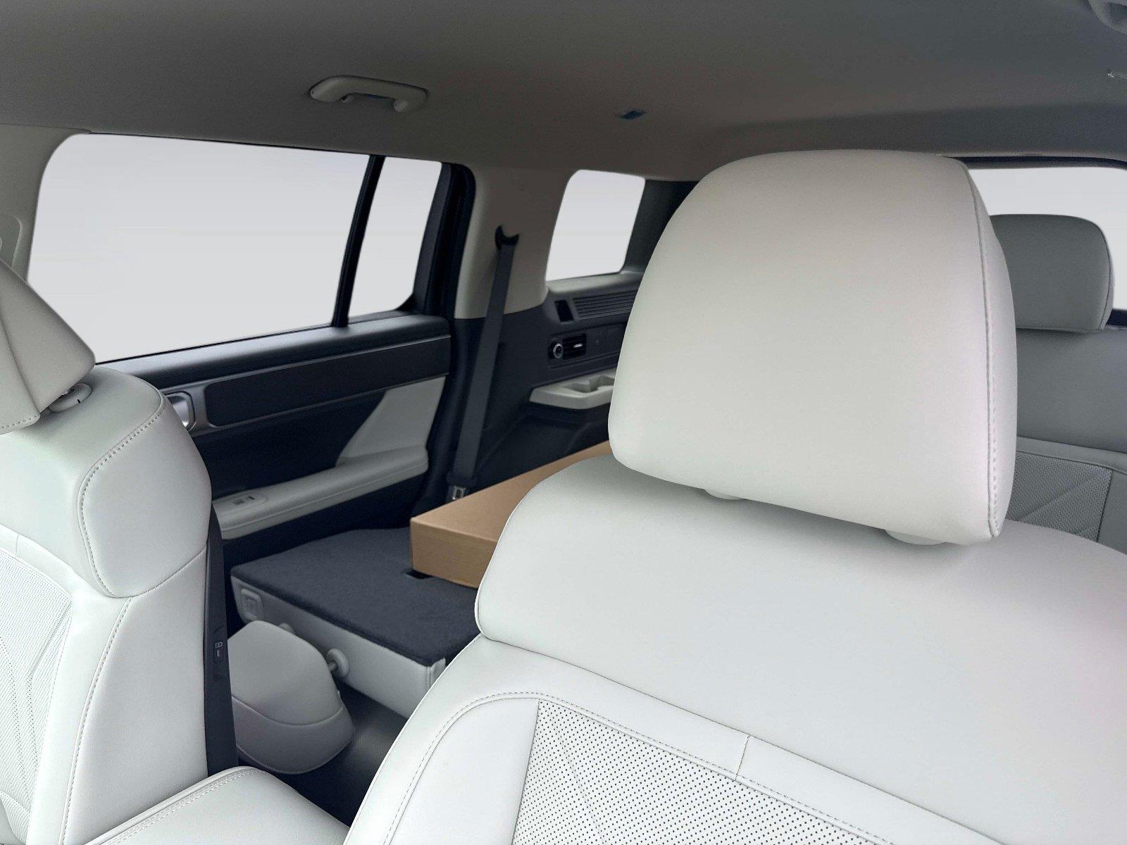 2027 Hyundai Santa Fe SEL
