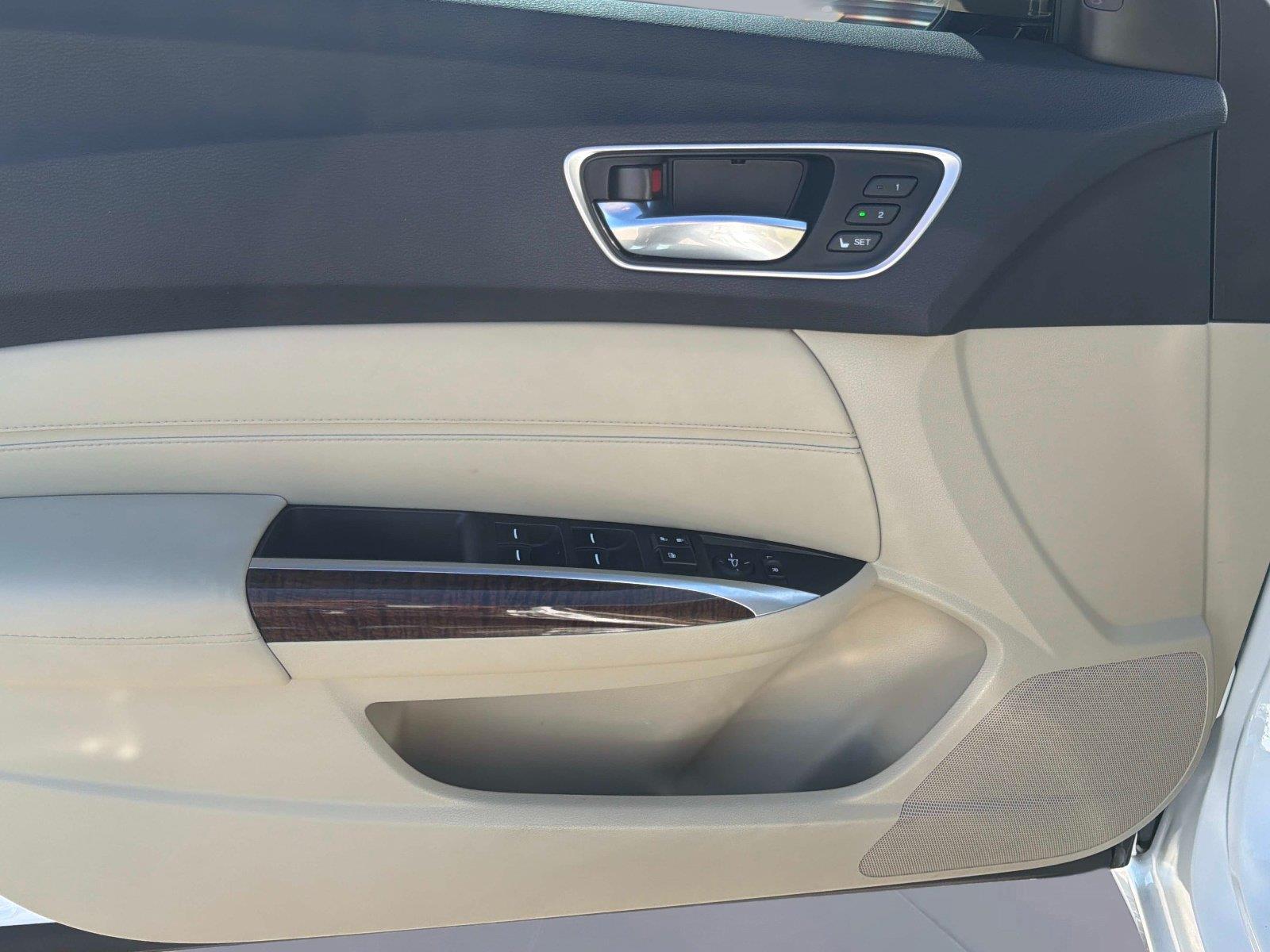 2020 Acura TLX w/Technology Pkg