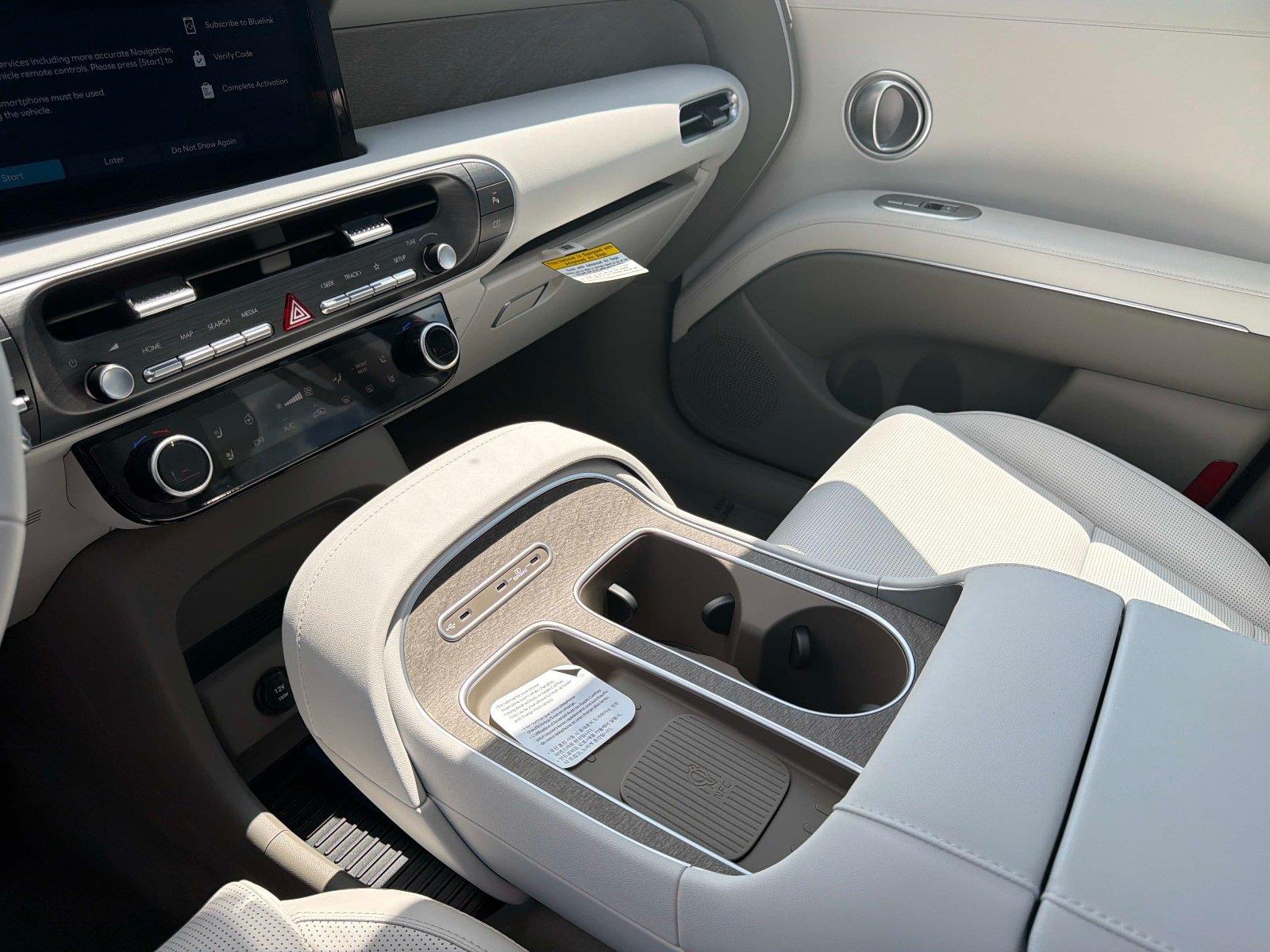 2027 Hyundai Palisade SEL Premium 8P