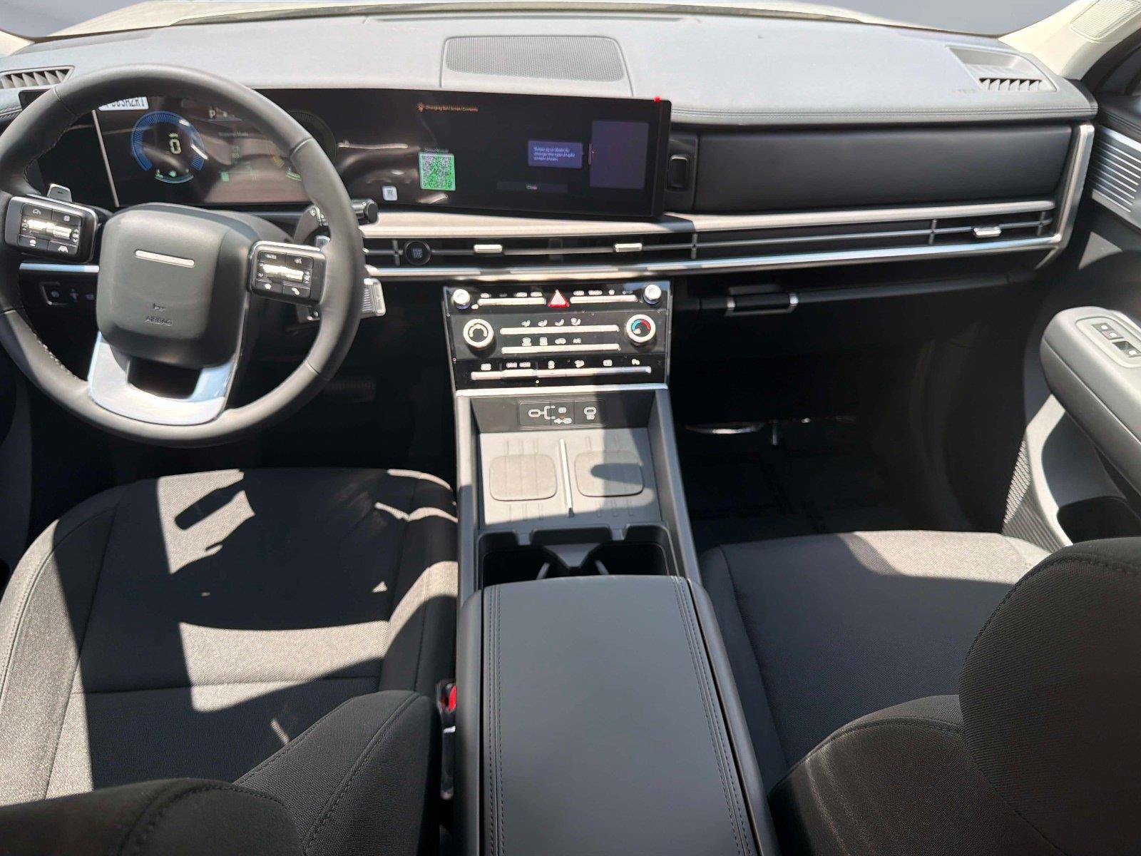 2027 Hyundai Santa Fe SE