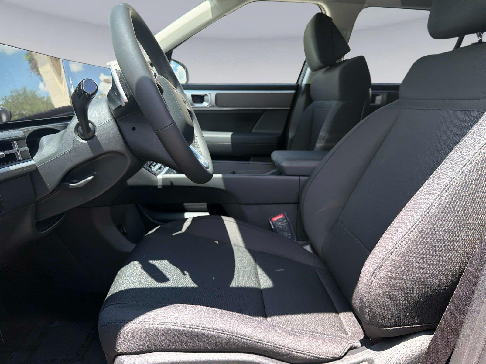 2027 Hyundai Santa Fe SE