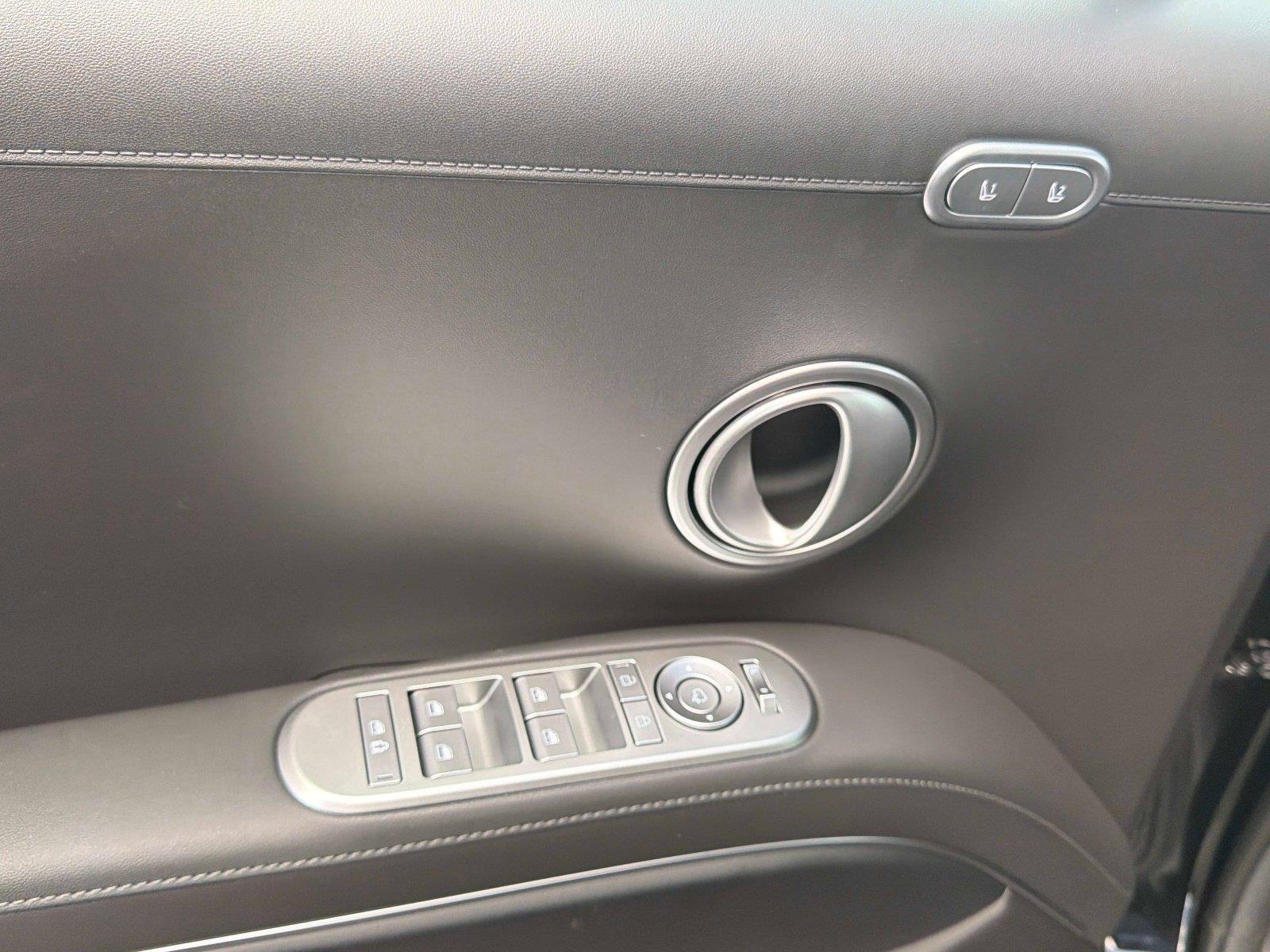 2027 Hyundai Palisade Hybrid Blue SEL Premium 7P