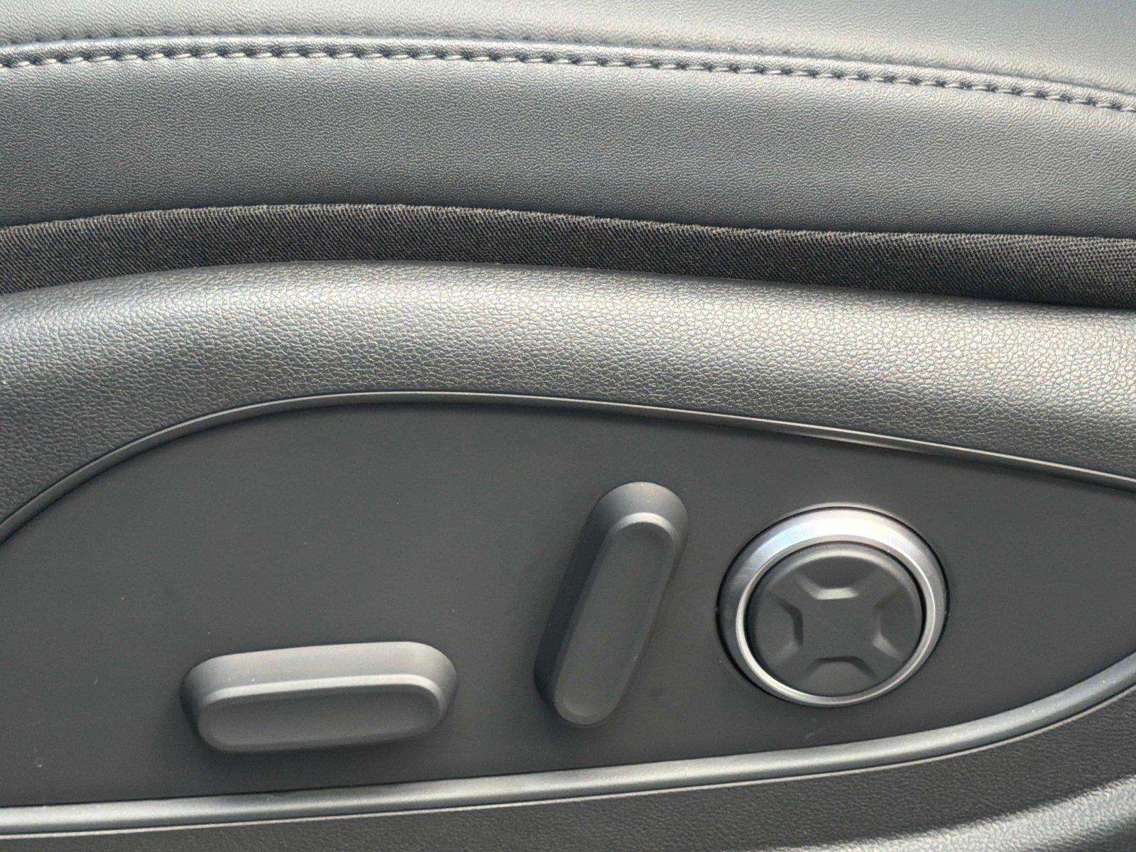 2027 Hyundai Palisade Hybrid Blue SEL Premium 7P