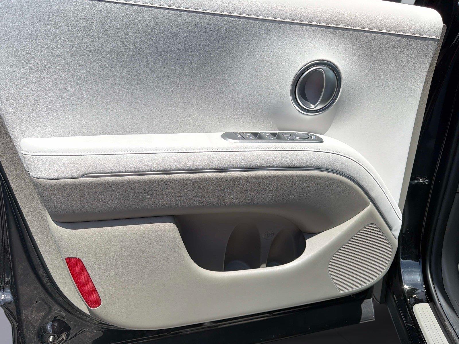 2027 Hyundai Palisade Hybrid Blue SEL 7P