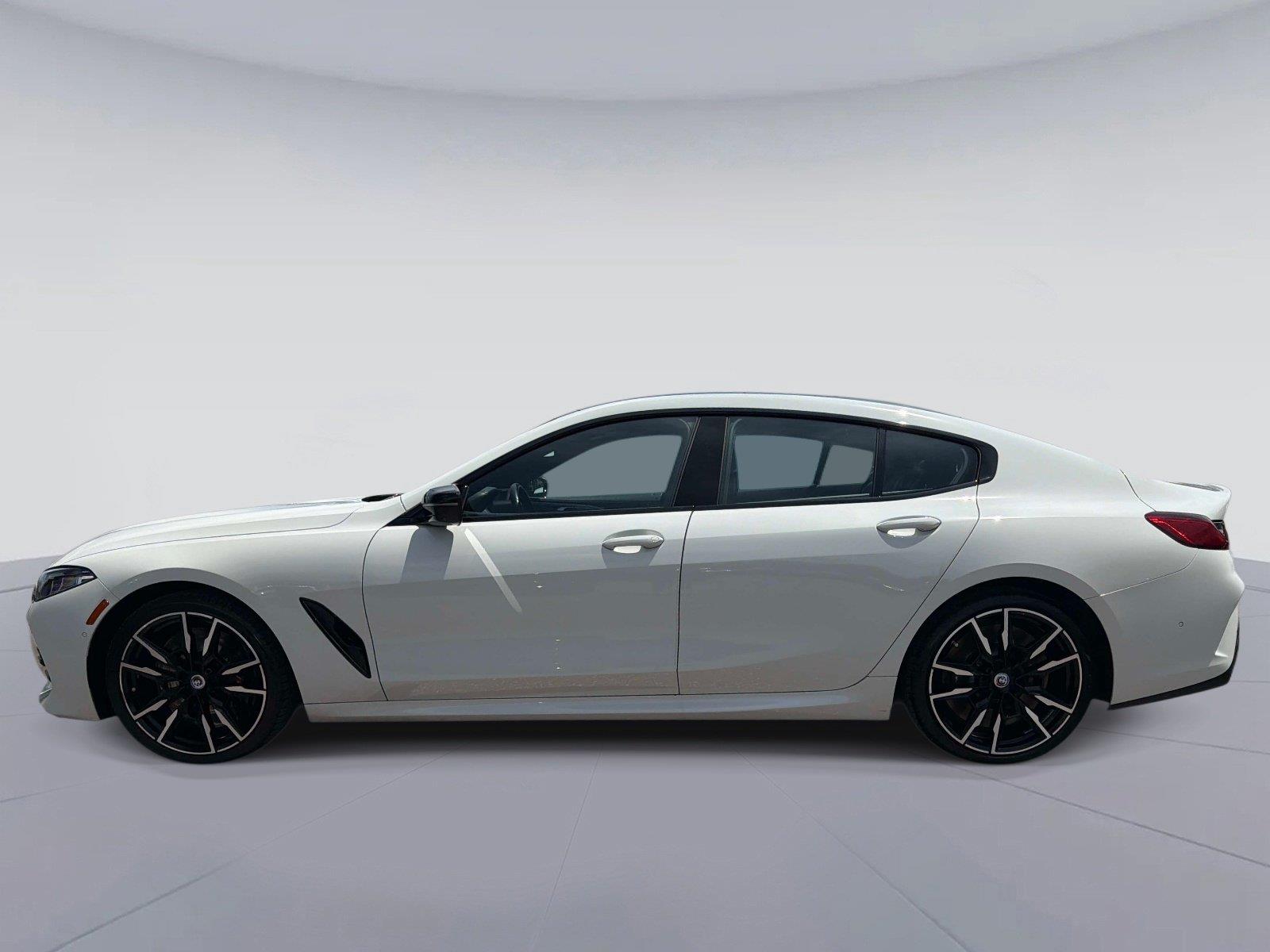 2023 BMW 8 Series M850i
