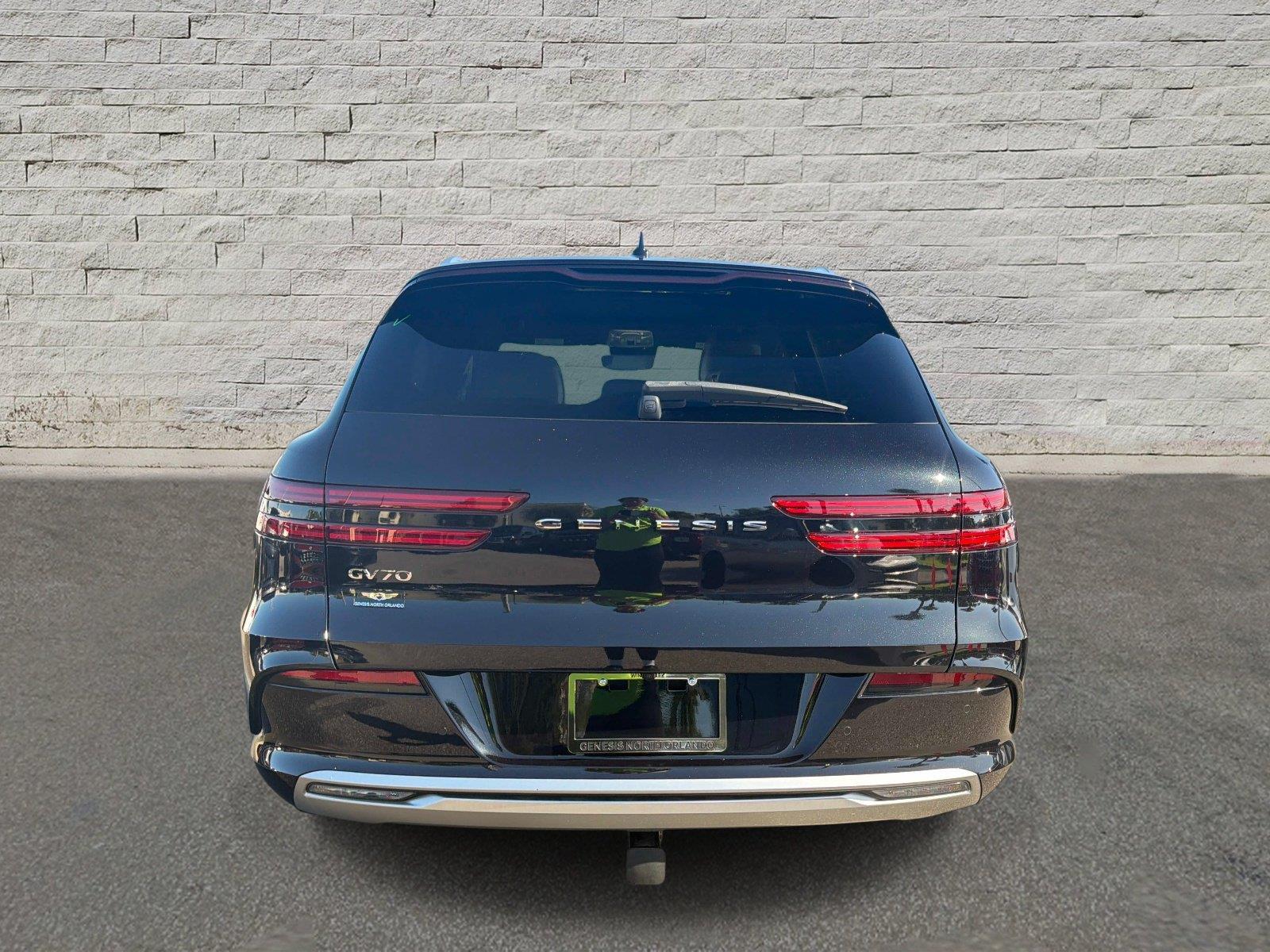 2025 Genesis Electrified GV70 Advanced