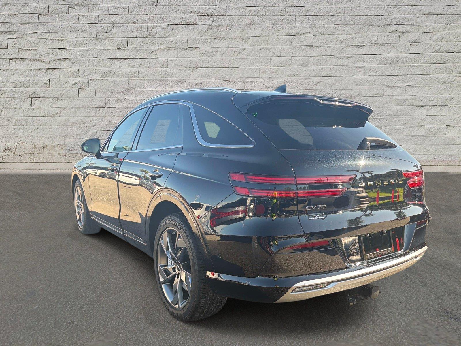 2025 Genesis Electrified GV70 Advanced