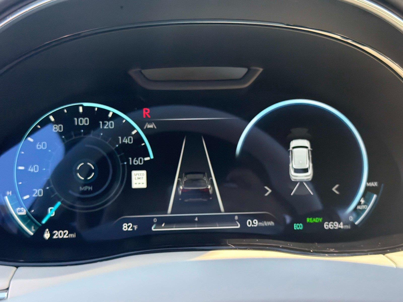 2025 Genesis Electrified GV70 Advanced