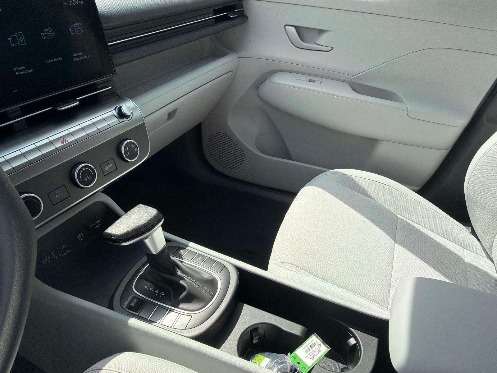 2027 Hyundai Kona SE
