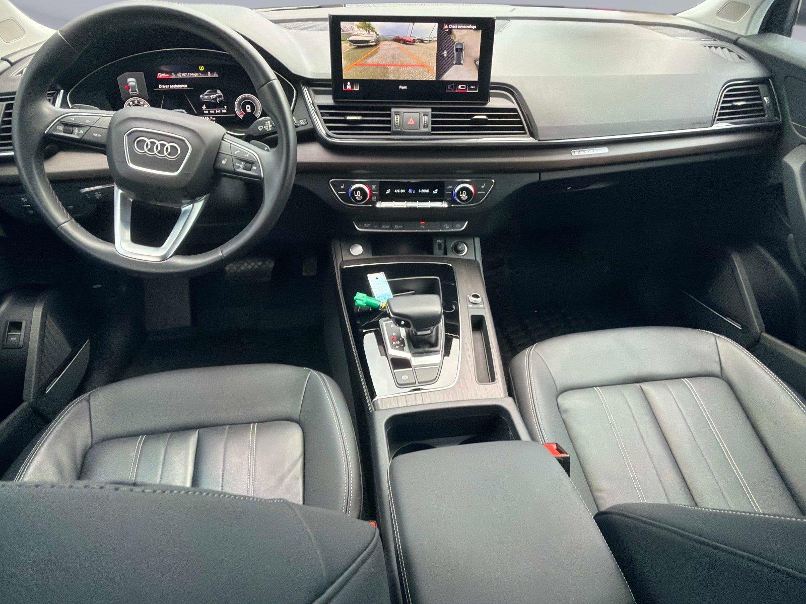 2022 Audi Q5 S line Premium Plus