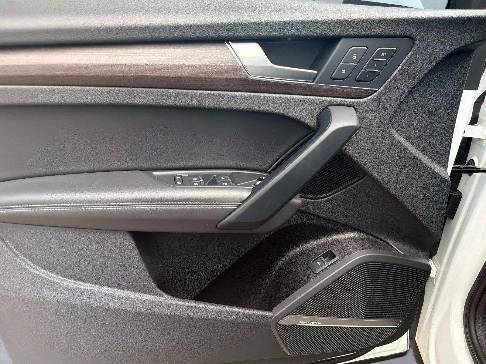 2022 Audi Q5 S line Premium Plus