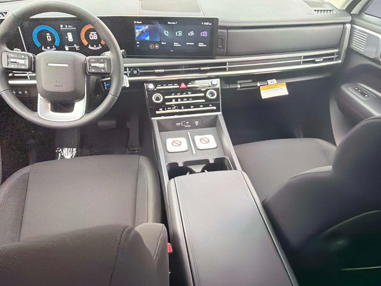 2027 Hyundai Santa Fe SE