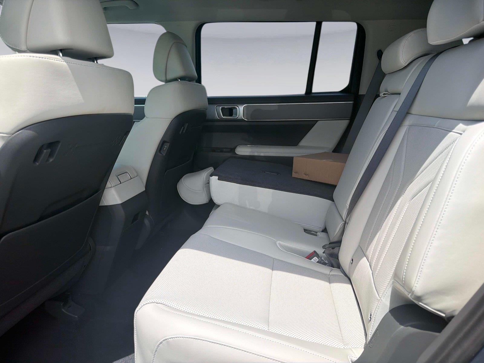 2027 Hyundai Santa Fe SEL