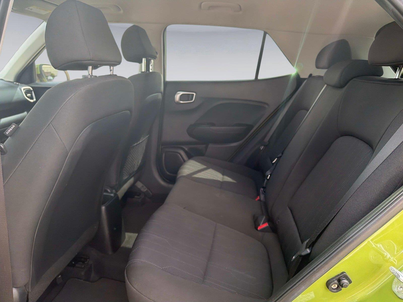 2022 Hyundai Venue SE
