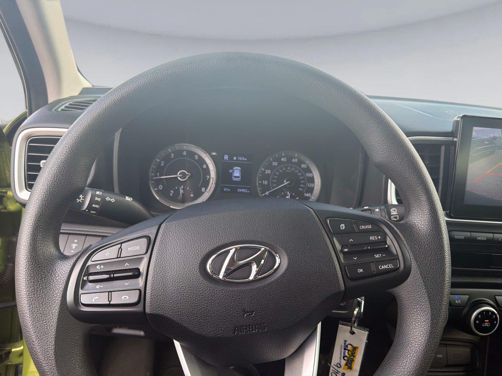 2022 Hyundai Venue SE