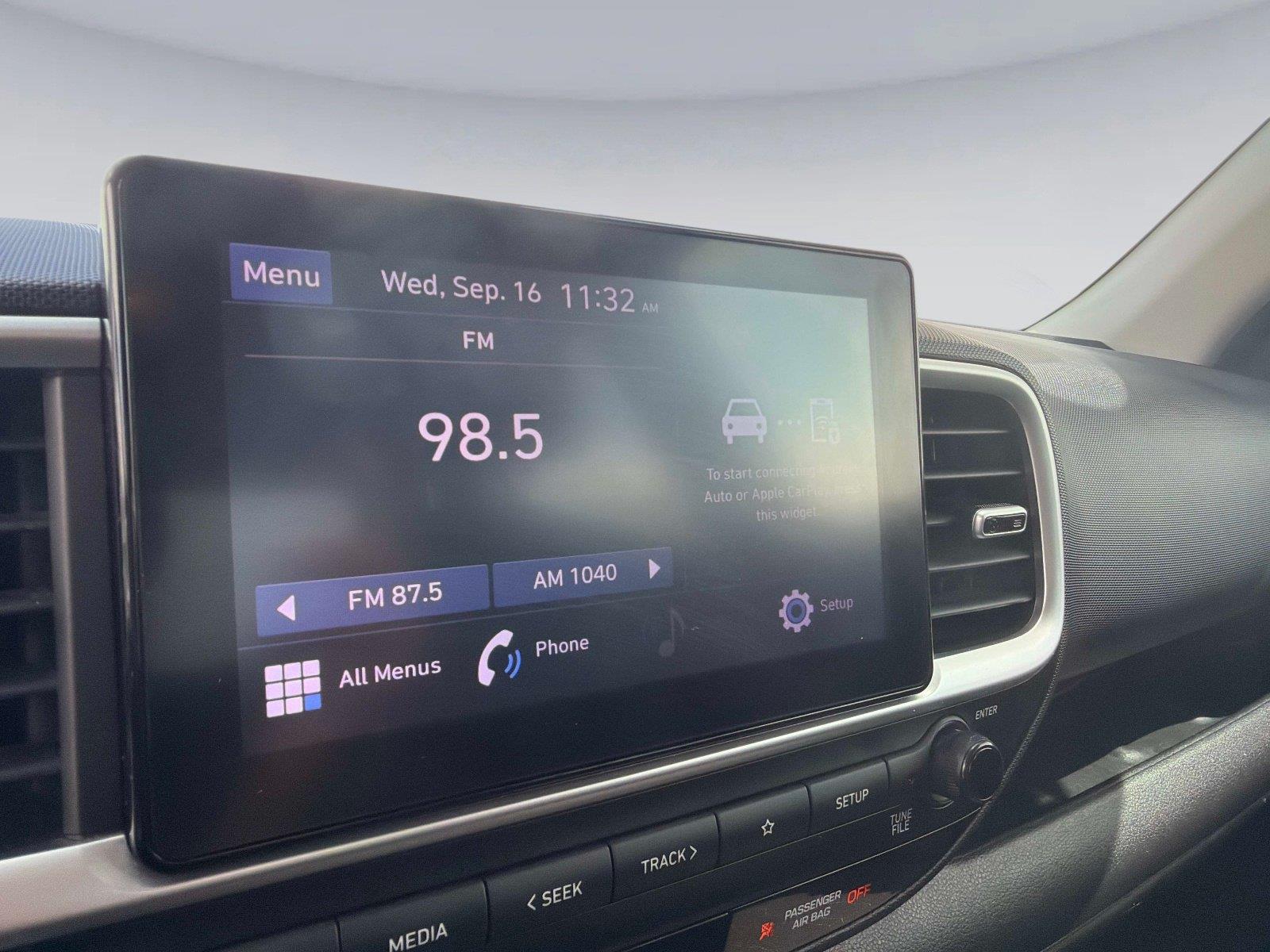 2022 Hyundai Venue SE