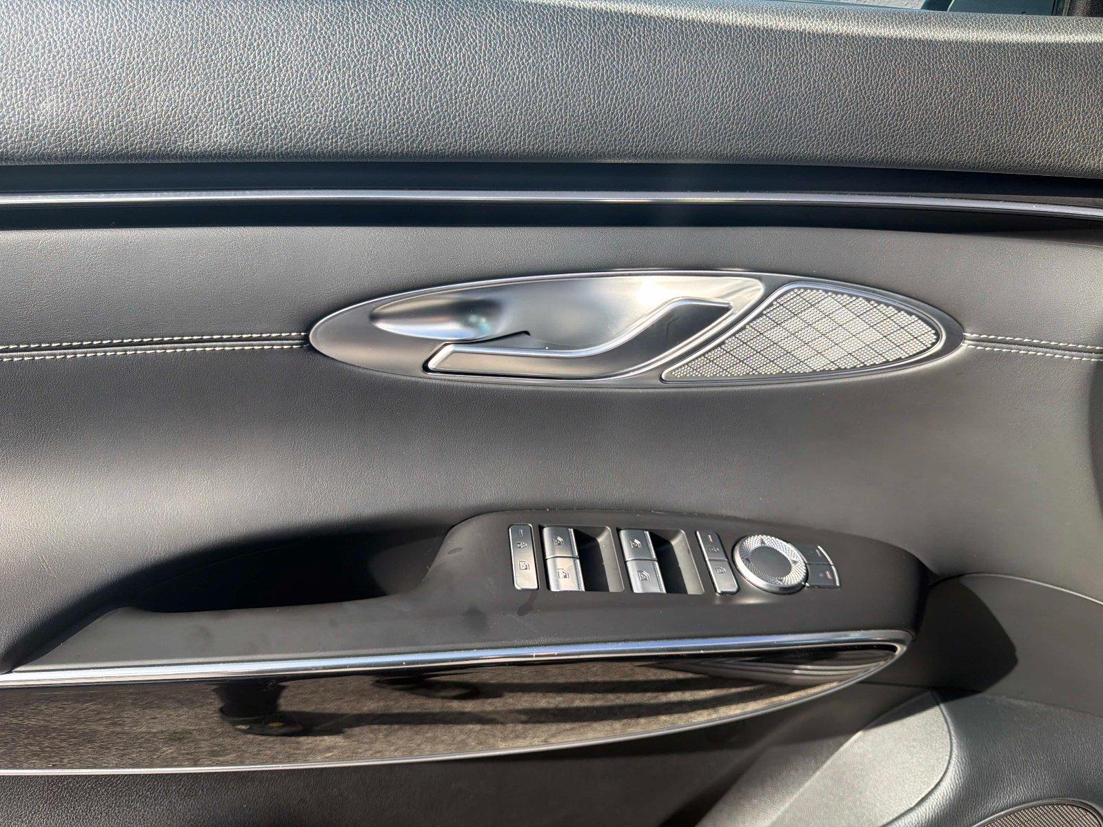 2026 Genesis GV70 2.5T