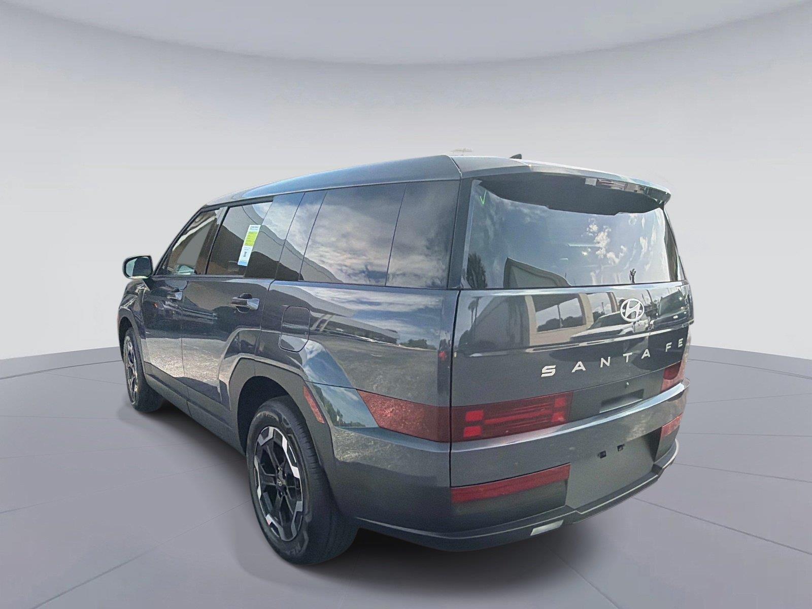 2027 Hyundai Santa Fe SE