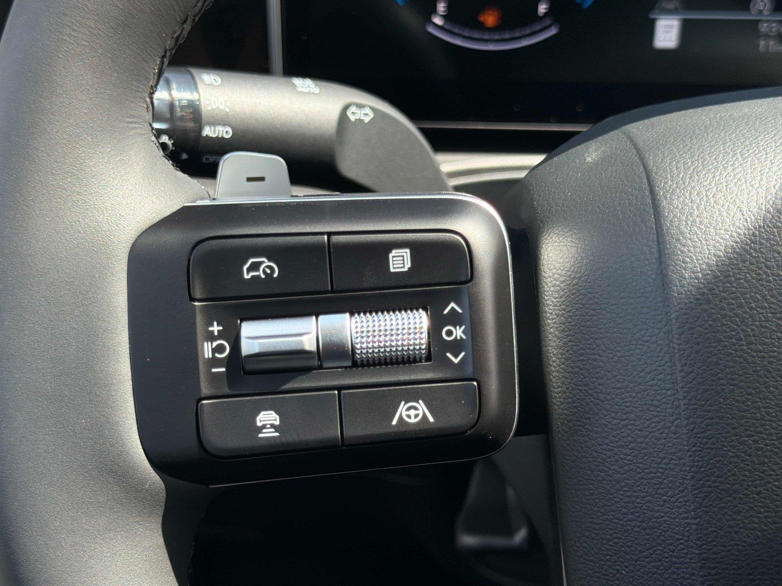 2027 Hyundai Santa Fe SE